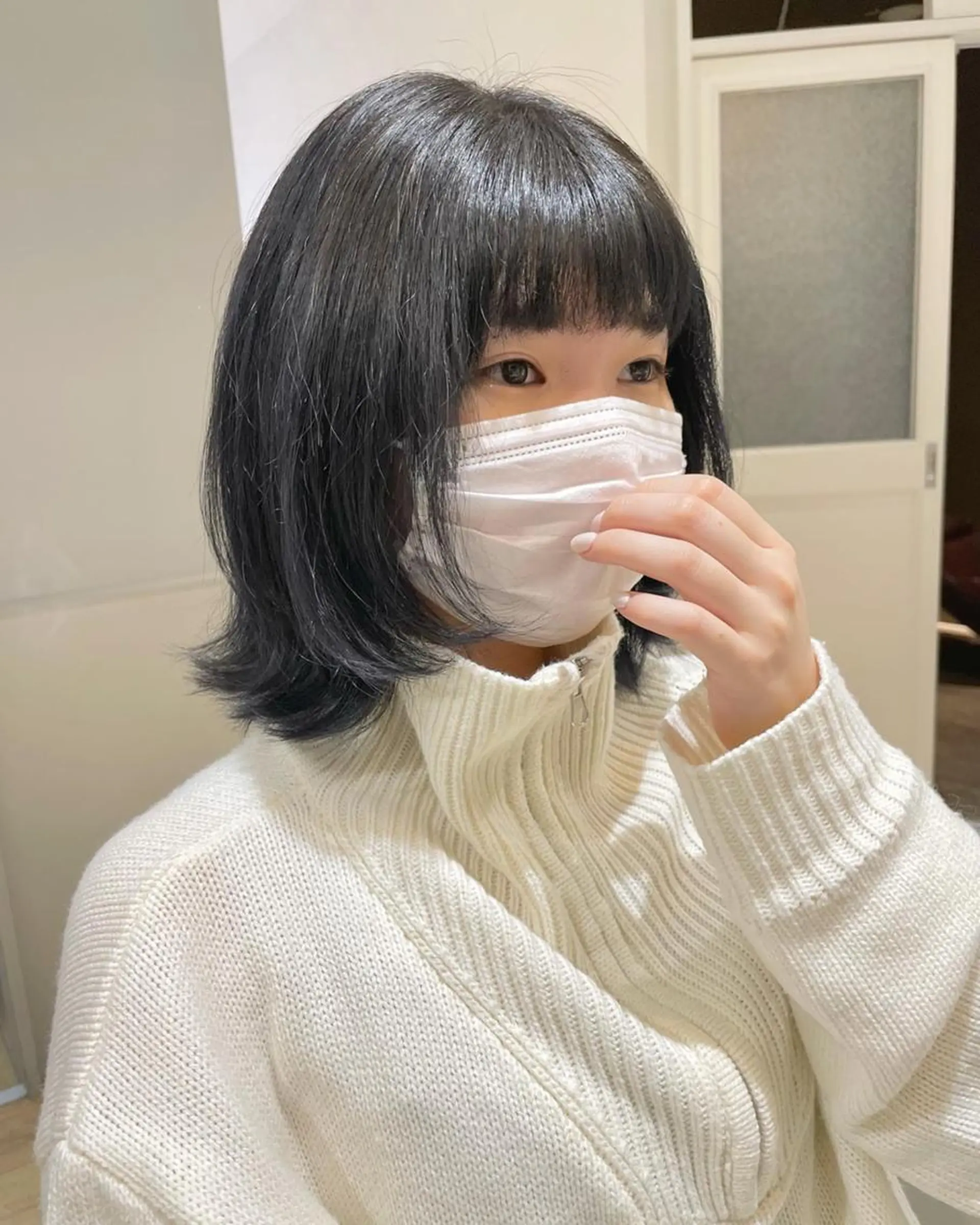 ミディアム カラー パーマ ヘアアレンジ メンズ キッズ ネイル マツエク・マツパ アッシュ 黒髪 ブルーカラー ブルーブラック ブルー 🫧垢抜けヘア🫧 SHIORIのヘアスタイル