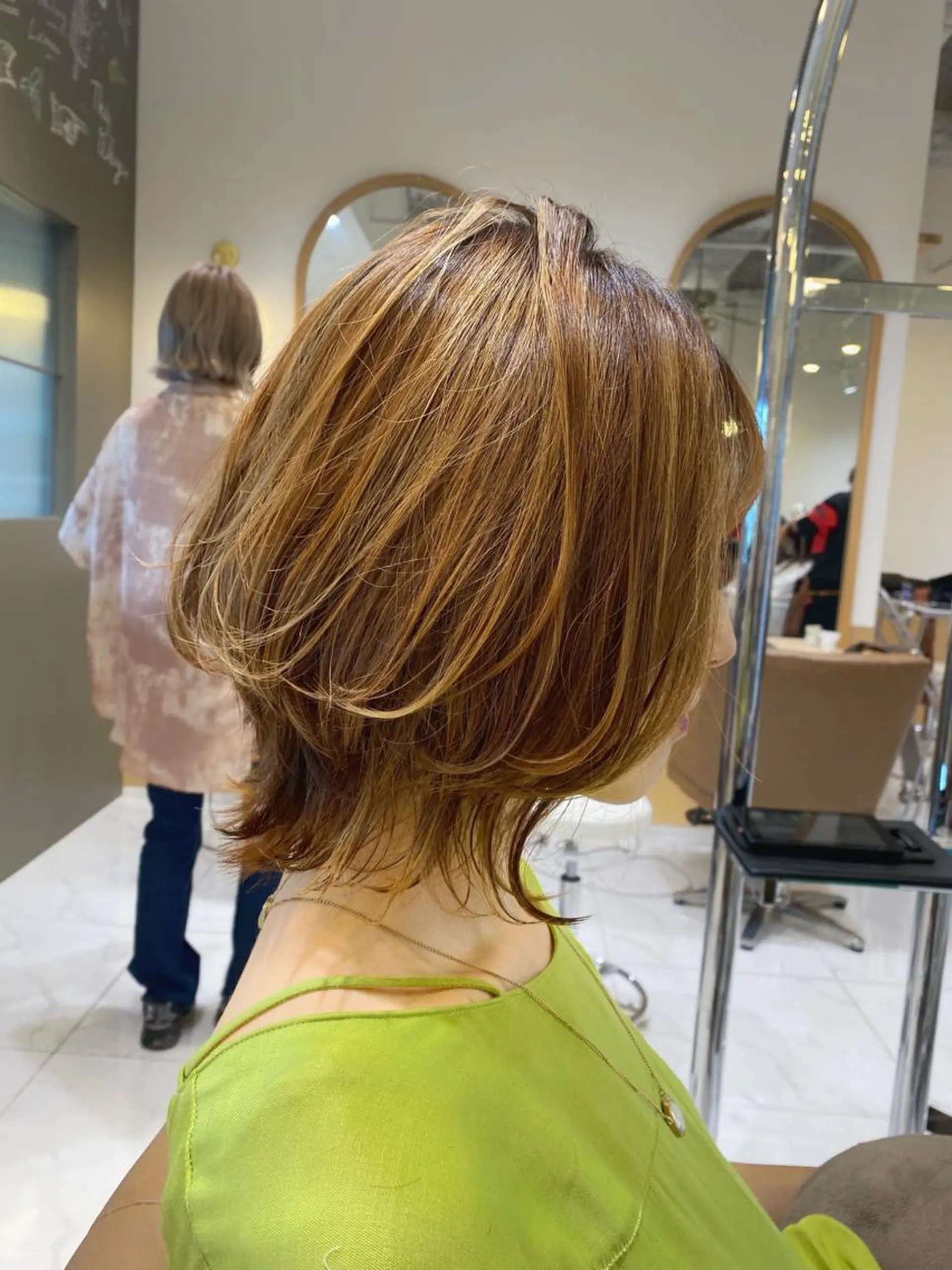 ショート カラー ボブレイヤー ボブ レイヤーカット 坂井 茅聖のヘアスタイル