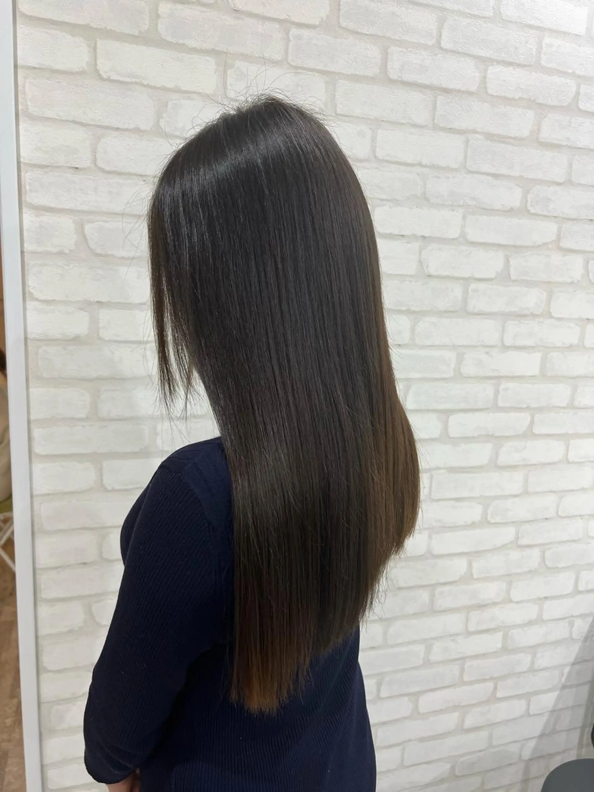 ロング 髪質改善 貸切サロンのヘアスタイル
