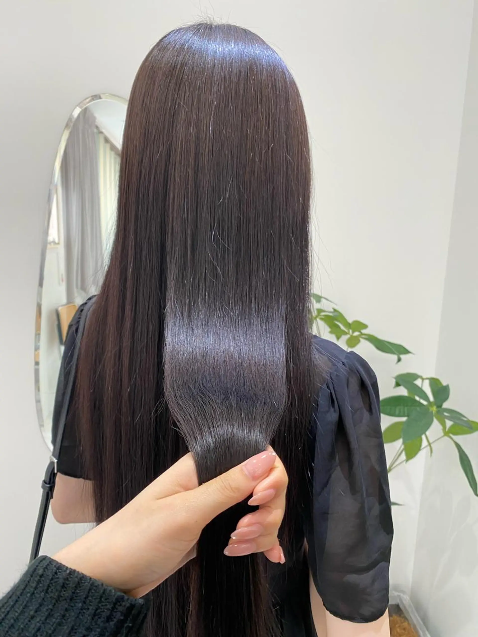 ロング カット ヘアカラー 縮毛矯正 韓国ヘア顔周りカット 艶髪ベージュtamaのヘアスタイル