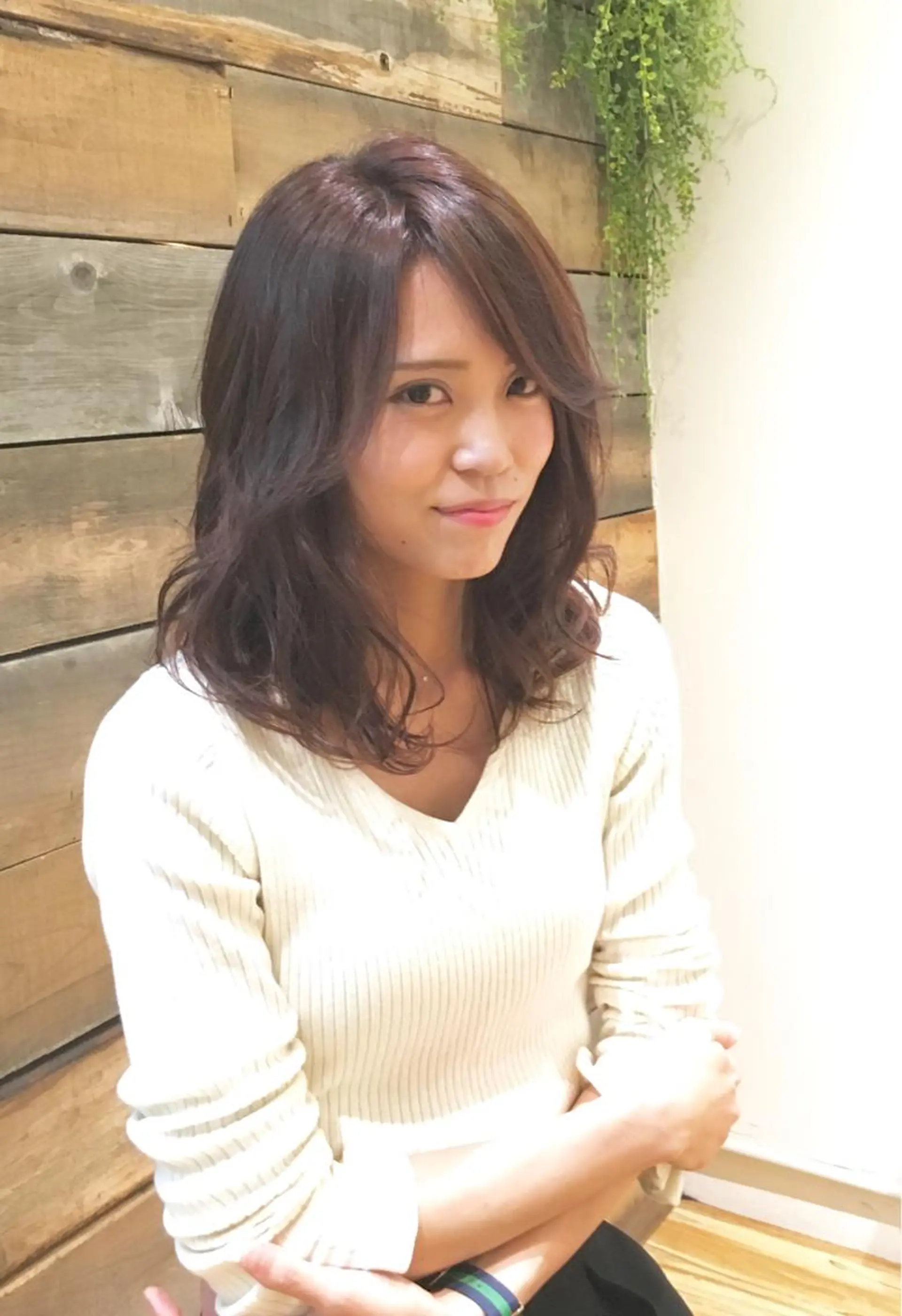 ミディアム カラー ハイライトカラー ハイライト 仁 ジンのヘアスタイル