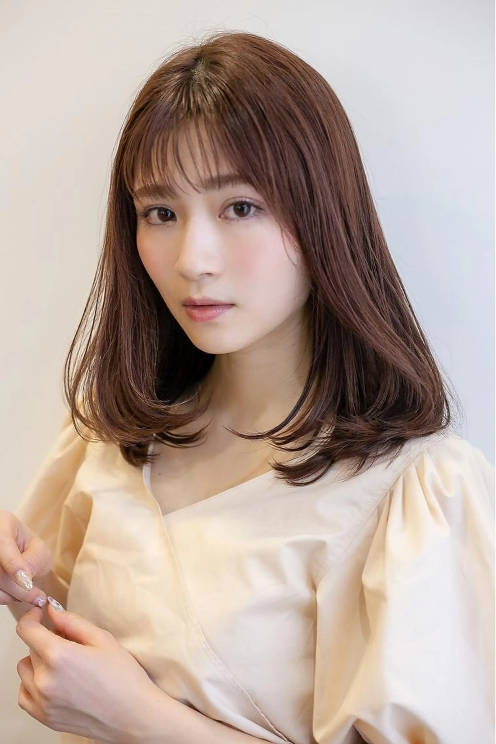 ミディアム カット ヘアカラー トリートメント シンタニ ナオトのヘアスタイル