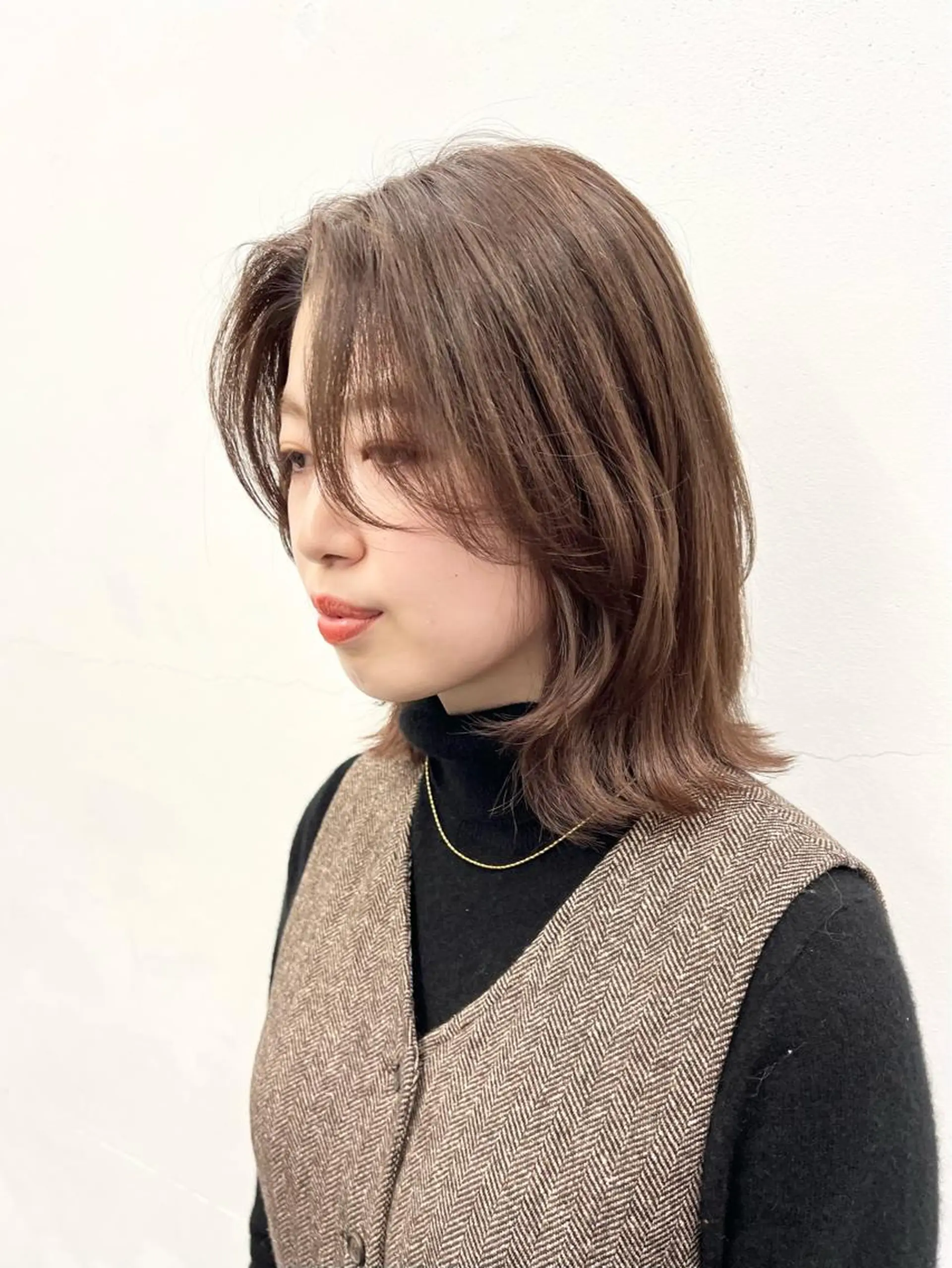 ミディアム 顔まわりレイヤー レイヤーカット HARU//原宿🤍 リピート率NO.1のヘアスタイル