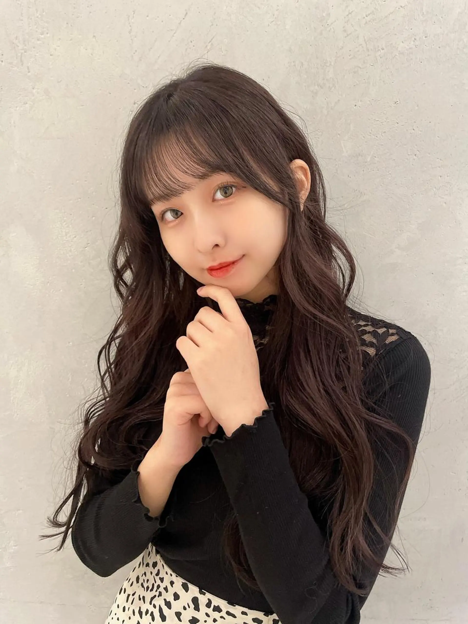 ロング カラー 耳つぼ屋さん ‎🤍りりのヘアスタイル