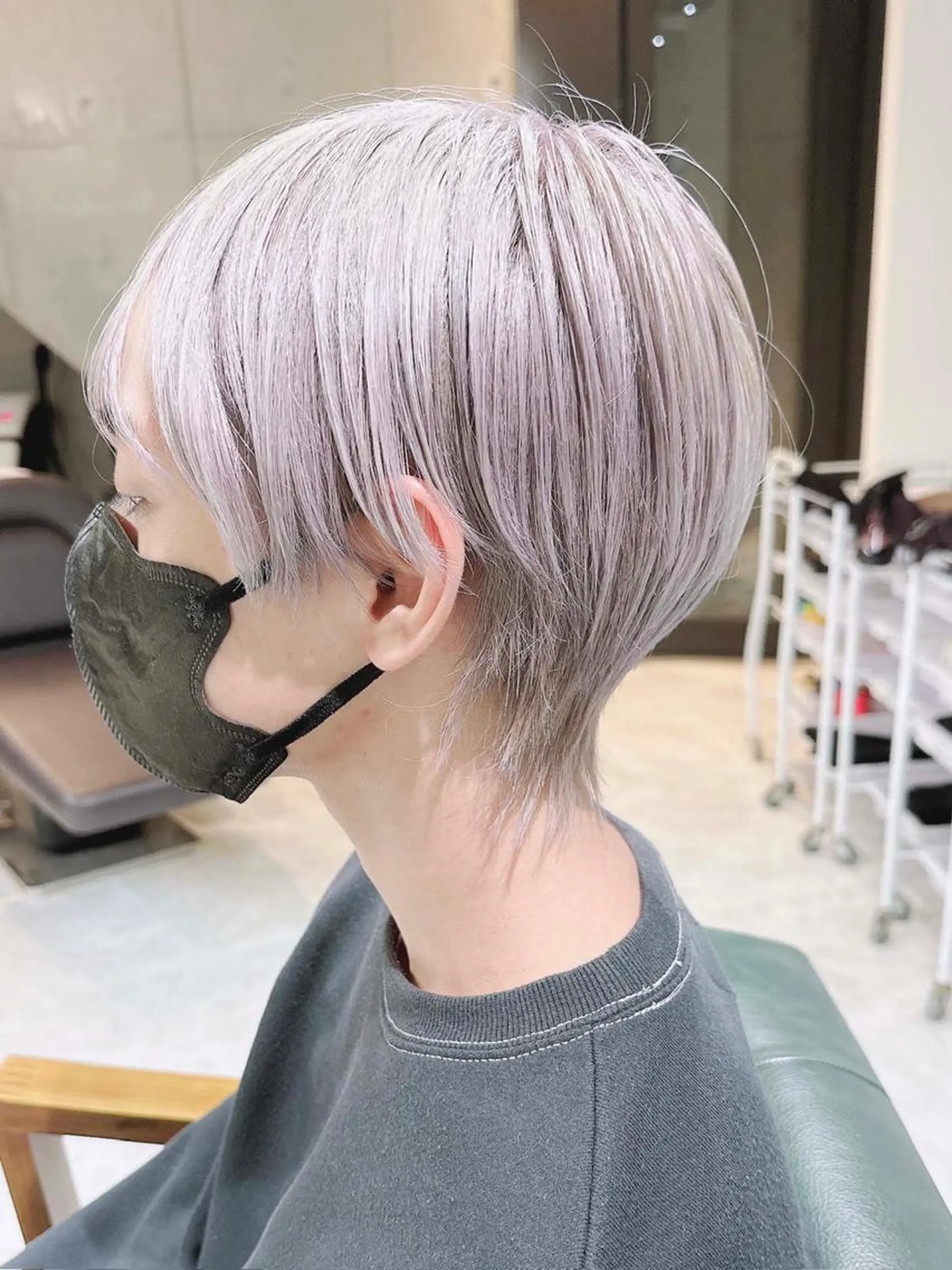 ショート カラー ヘアアレンジ メンズ メンズブリーチ メンズ韓国風 韓国マッシュ マッシュ ツーブロック 𝐑𝐈𝐍𝐊𝐀 🐷🖤のヘアスタイル