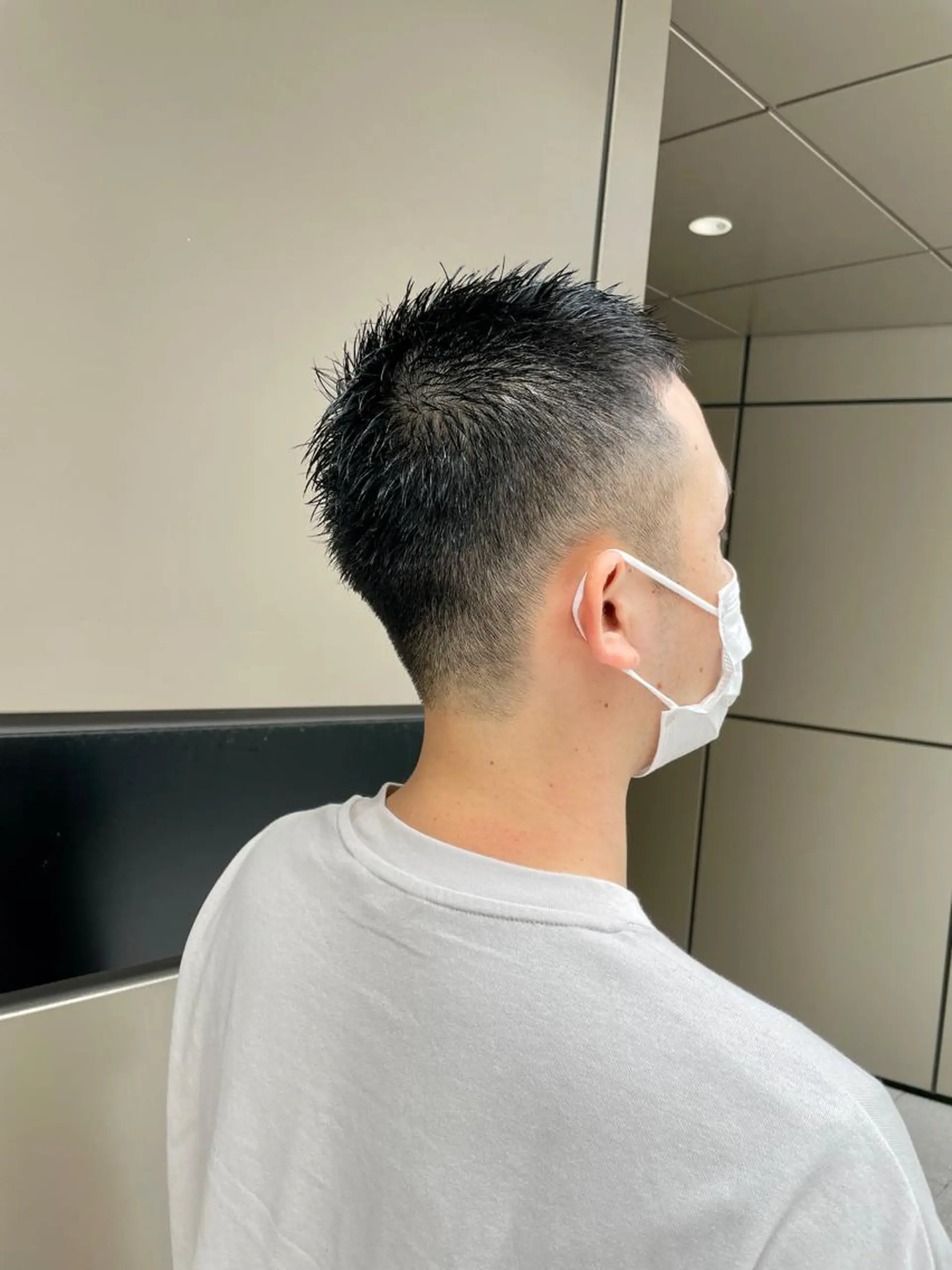 メンズ 刈り上げ メンズベリーショート 福永速人 /メンズパーマのヘアスタイル