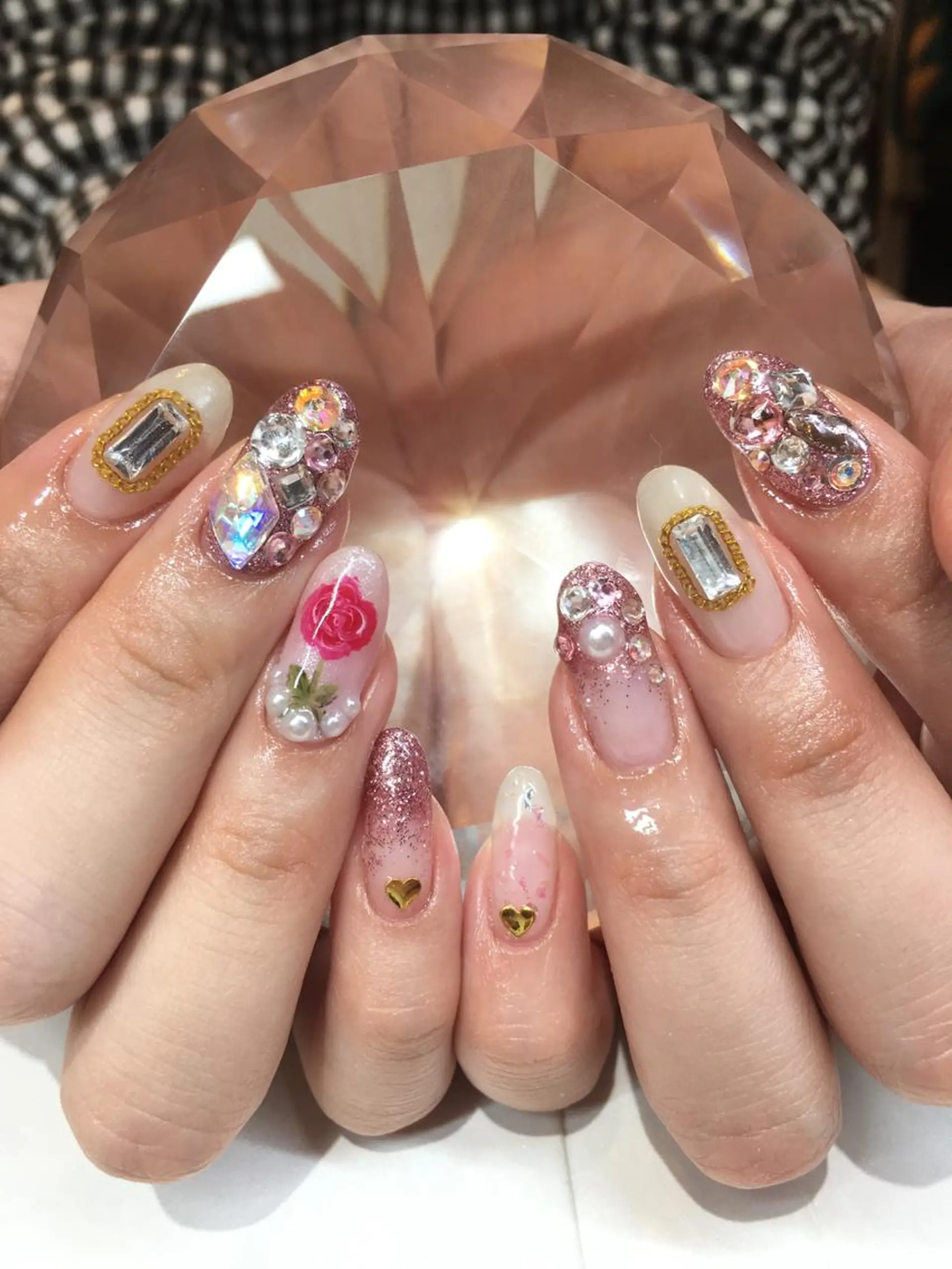 ネイル ハンドネイル glow_ nailのネイルデザイン