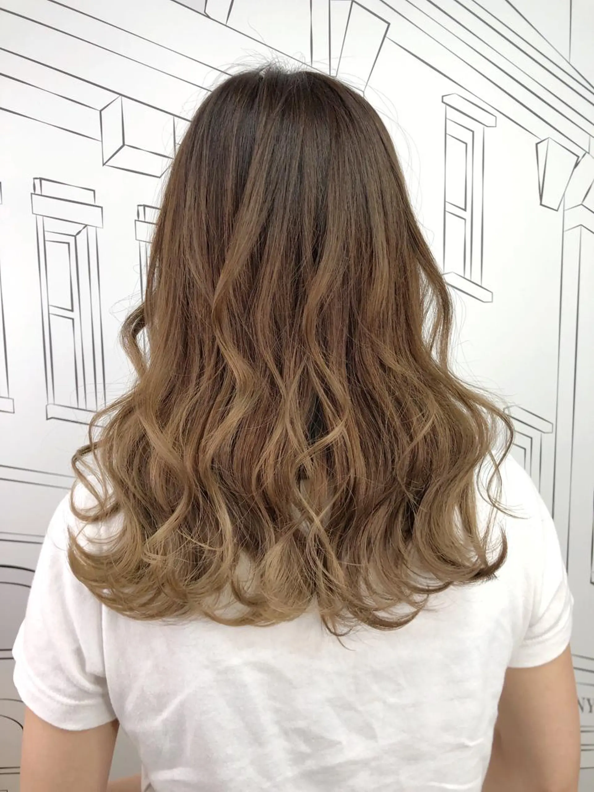 ミディアム カラー グラデーションカラー レイヤー⭐️カラー ⭐️平川雅史のヘアスタイル