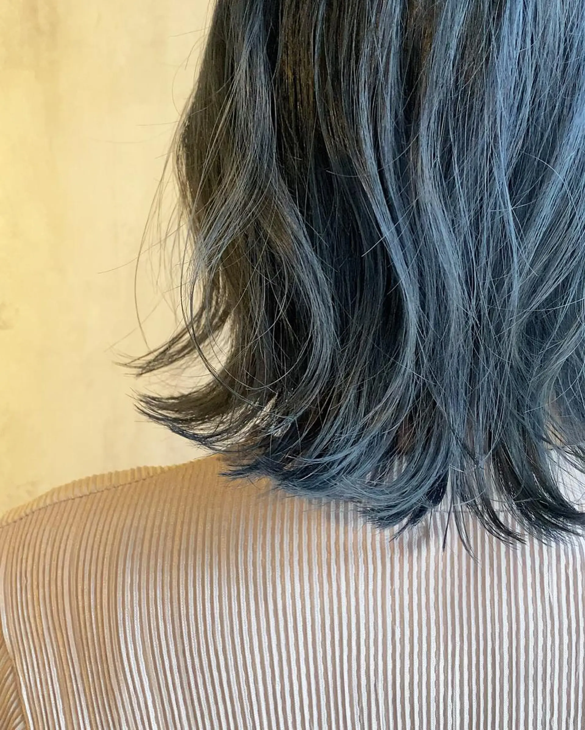 ミディアム カラー ブリーチ ヘアカラー トリートメント ツキノキ ミナのヘアスタイル