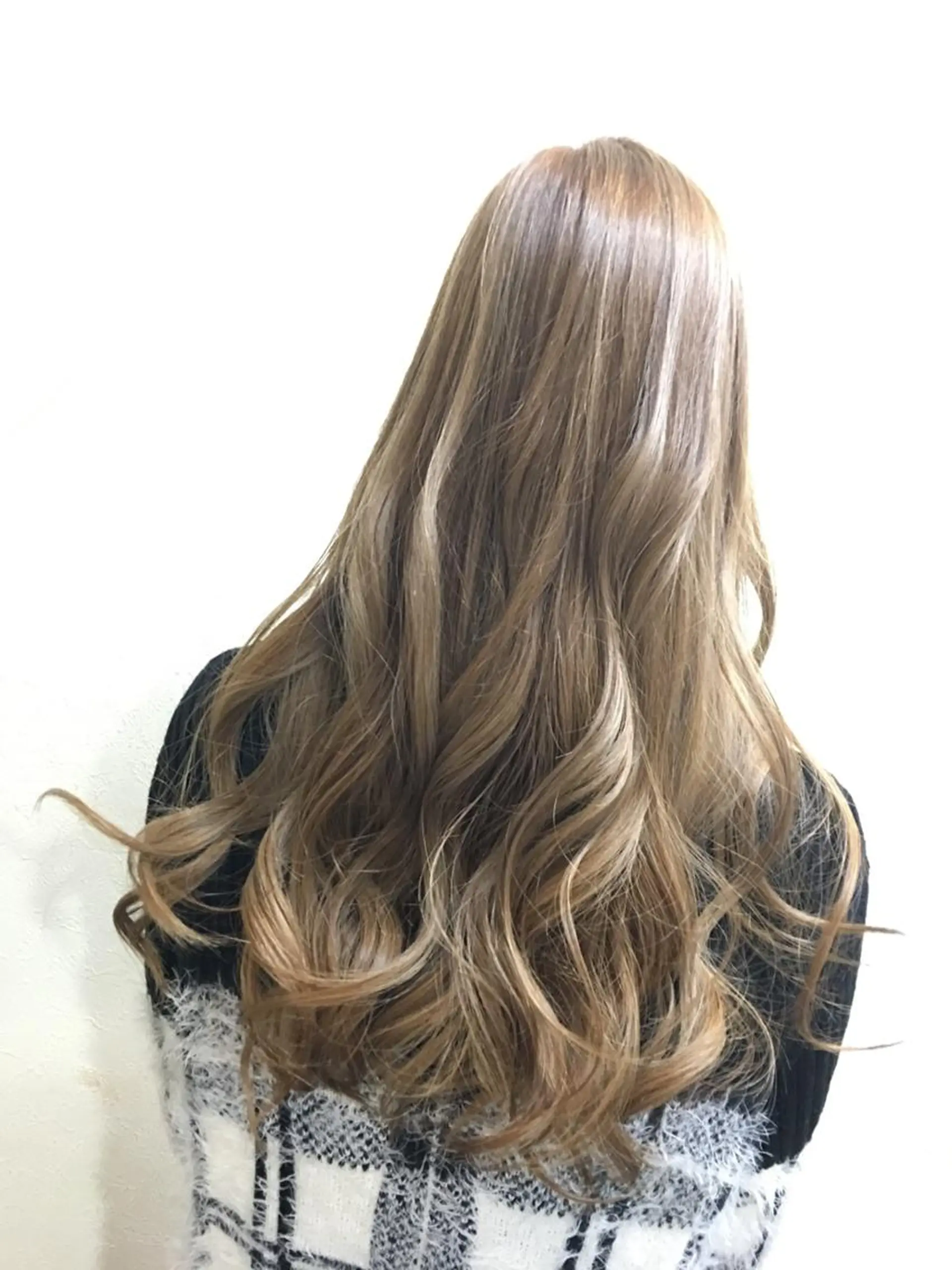 ロング Vida creativeのヘアスタイル