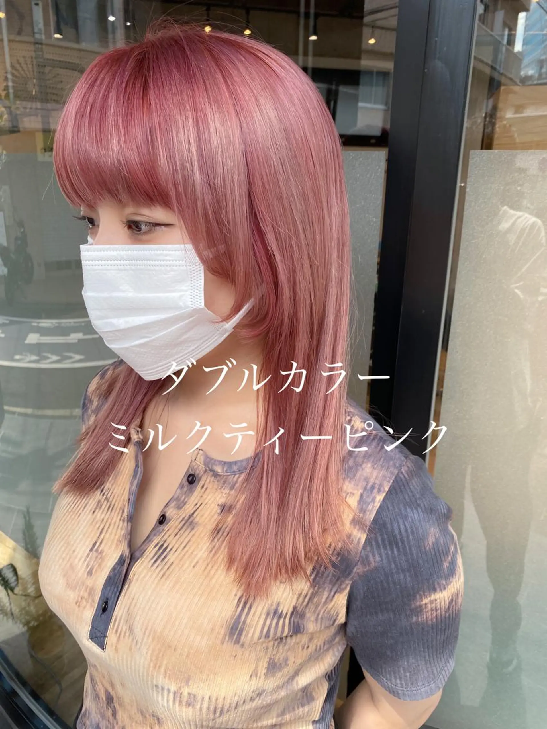 セミロング カラー ベージュカラー ブリーチ ダブルカラー ミルクティーベージュ ピンクカラー カット ヘアカラー トリートメント デザインカラー/ ブリーチ/稲若健太郎のヘアスタイル