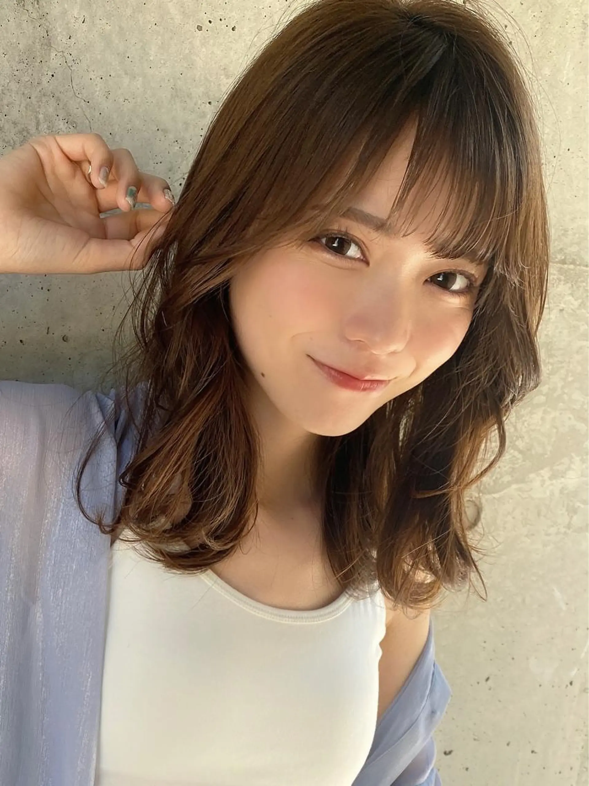ミディアム レイヤーカット カット ヘアカラー トリートメント 🧡くびれヘア/前髪 顔周り🧡久原結衣のヘアスタイル