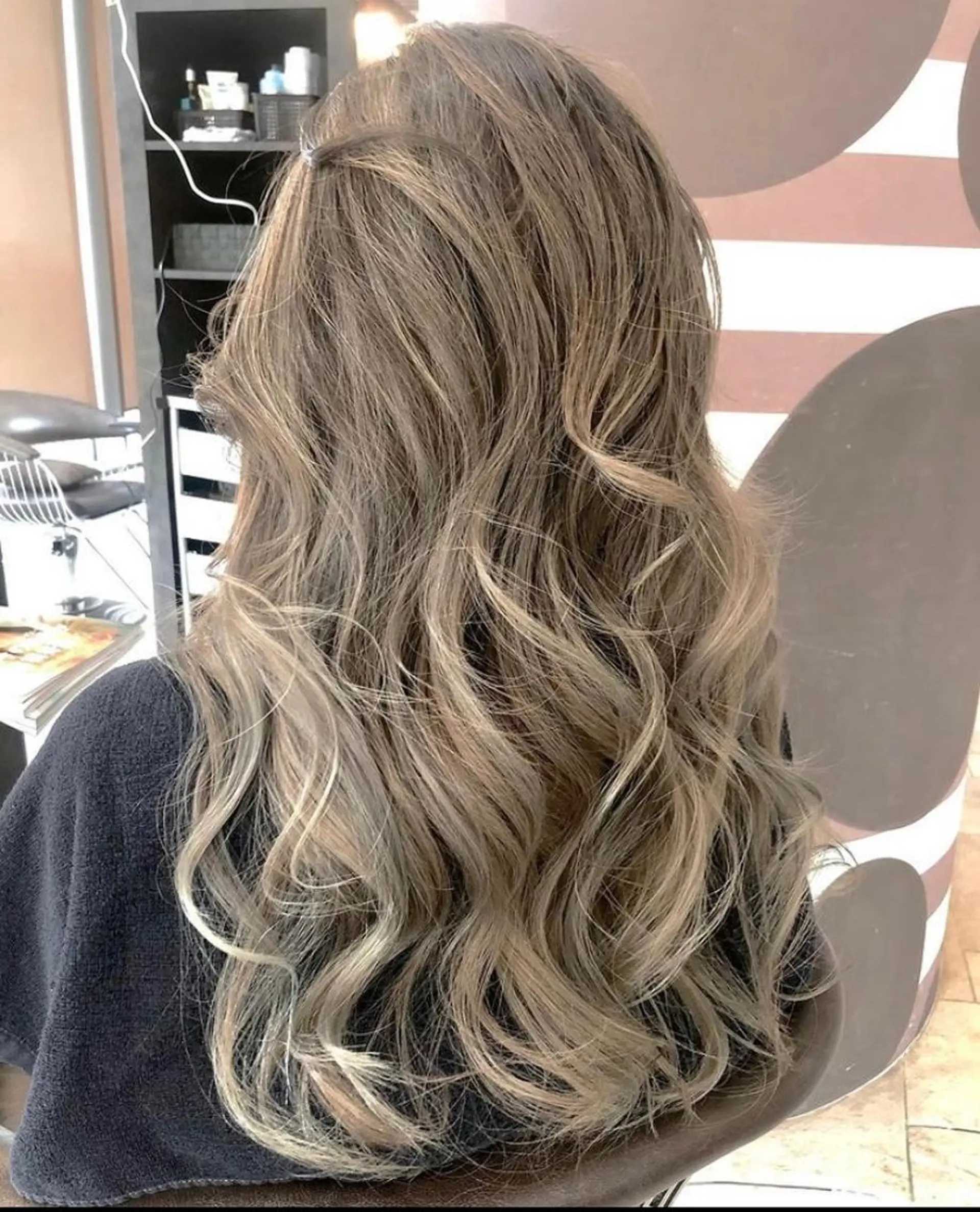 ロング ハイライト カット ヘアカラー TOKIO所属・大江 樹のヘアスタイル