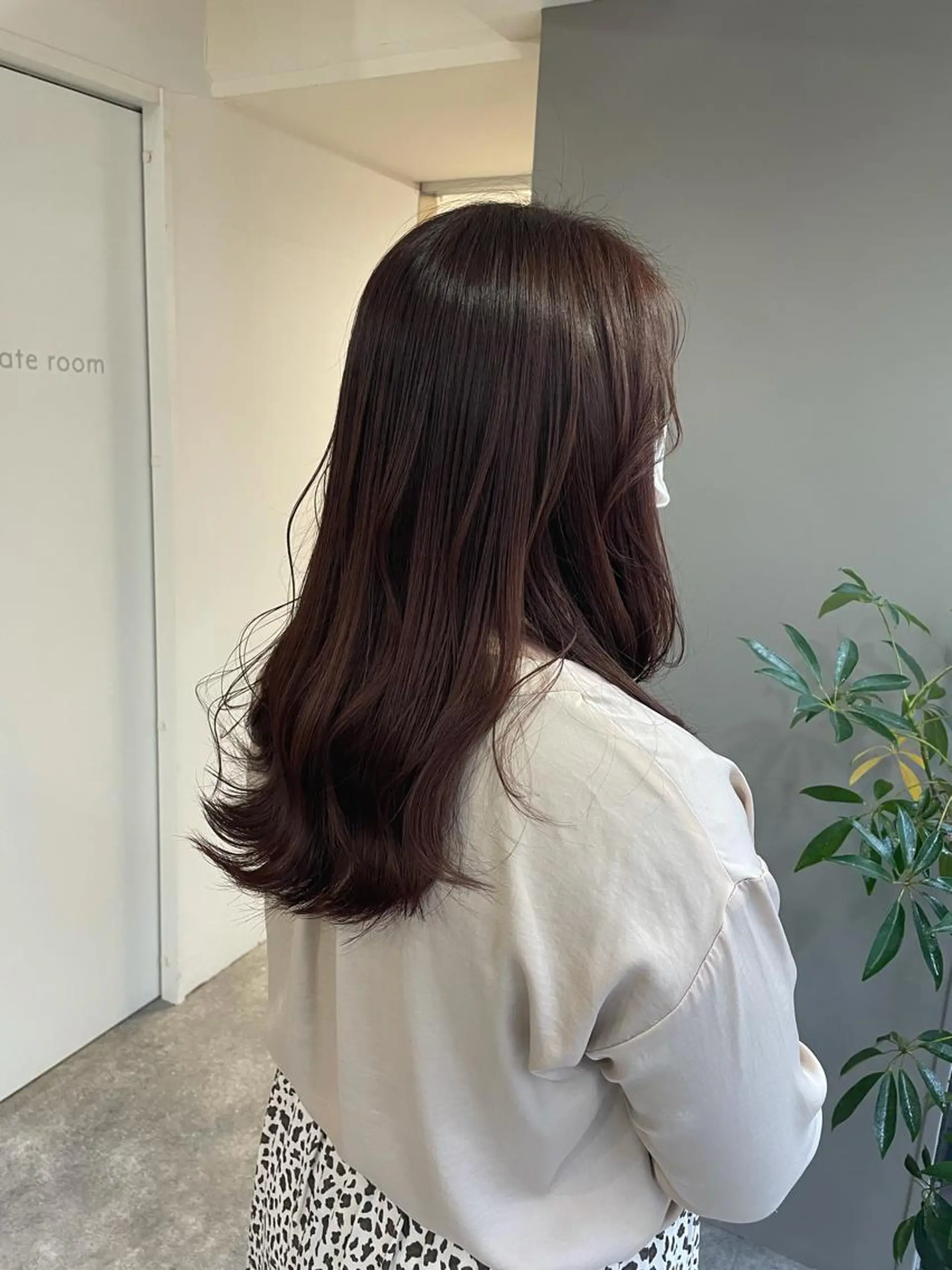 ロング ピンクブラウン ヘアカラー soyon心斎橋所属・♡透明感/艶カラー/ M a I ♡のヘアスタイル