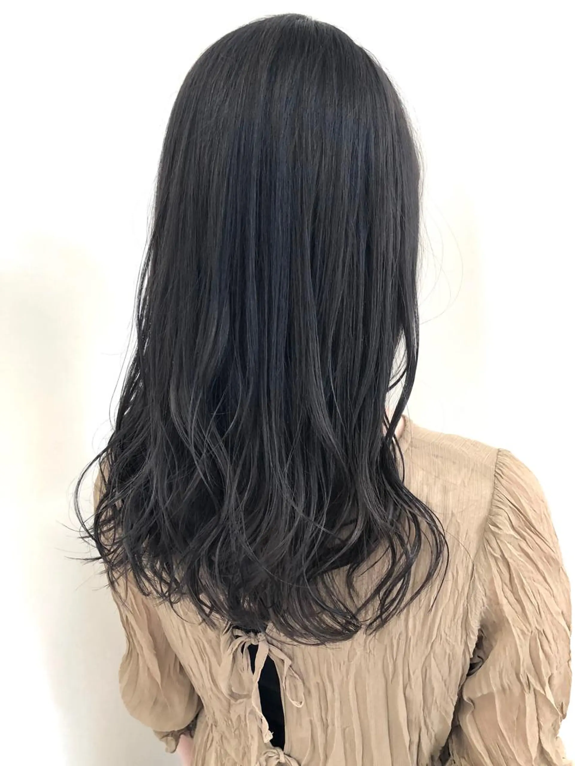 セミロング カラー OFF YUYAのヘアスタイル