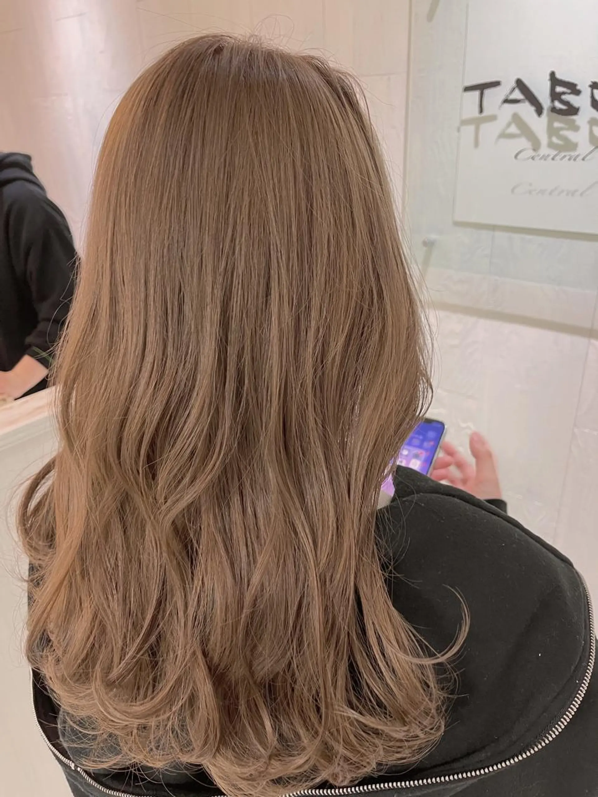 ロング ボブ ハイライト 髪質改善 韓国風ヘア トリートメント BRIDGE HAIR所属・BRIDGE あきらのヘアスタイル