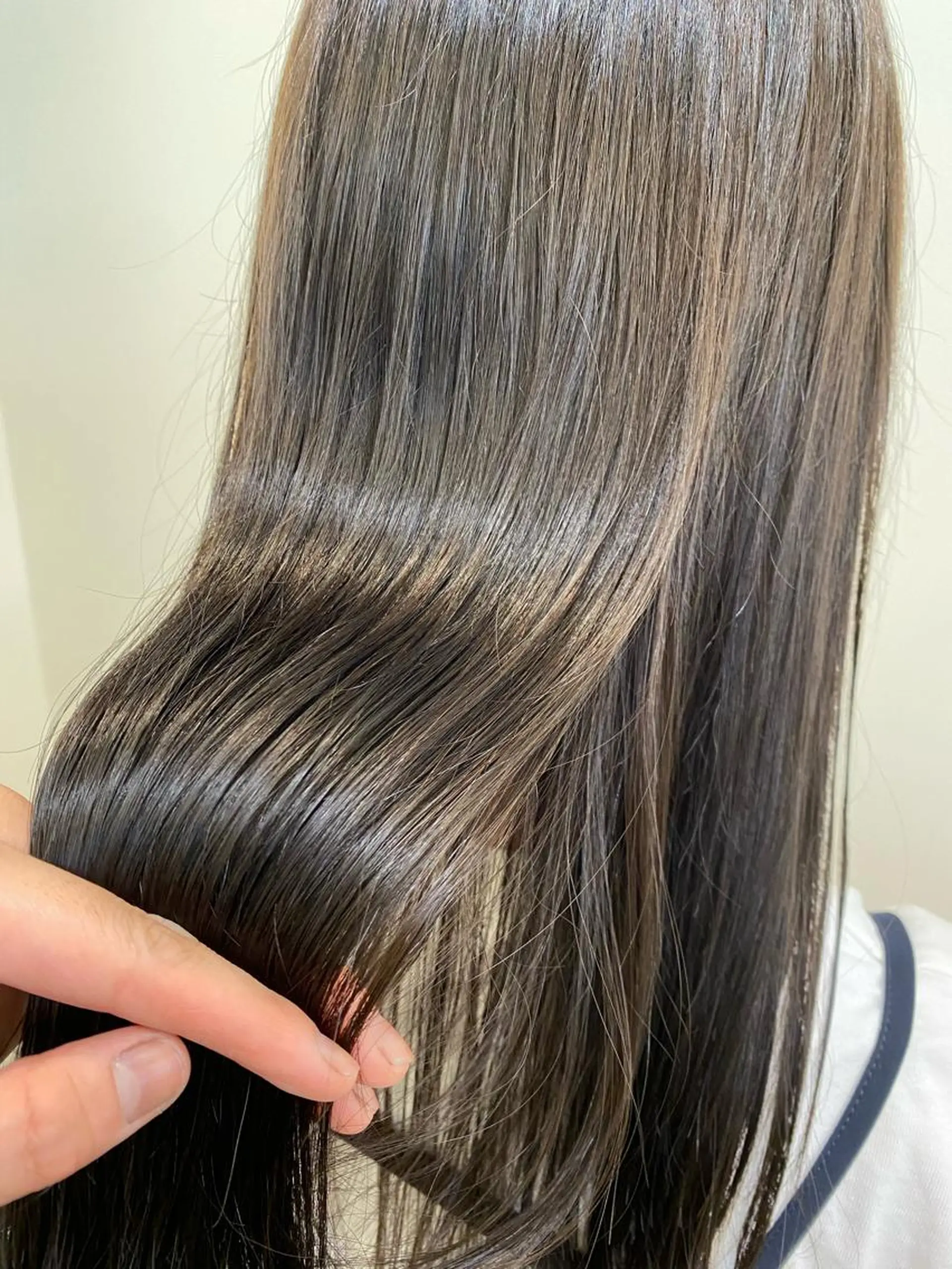 セミロング カラー ブリーチ 透明感カラー ブリーチなしカラー マツモト カラー/ショートボブのヘアスタイル