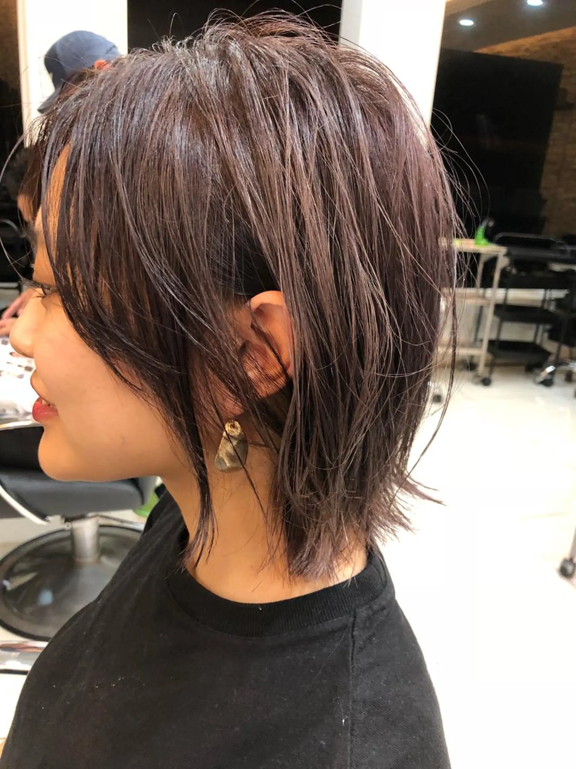 ショート カラー 小田 莉加子のヘアスタイル
