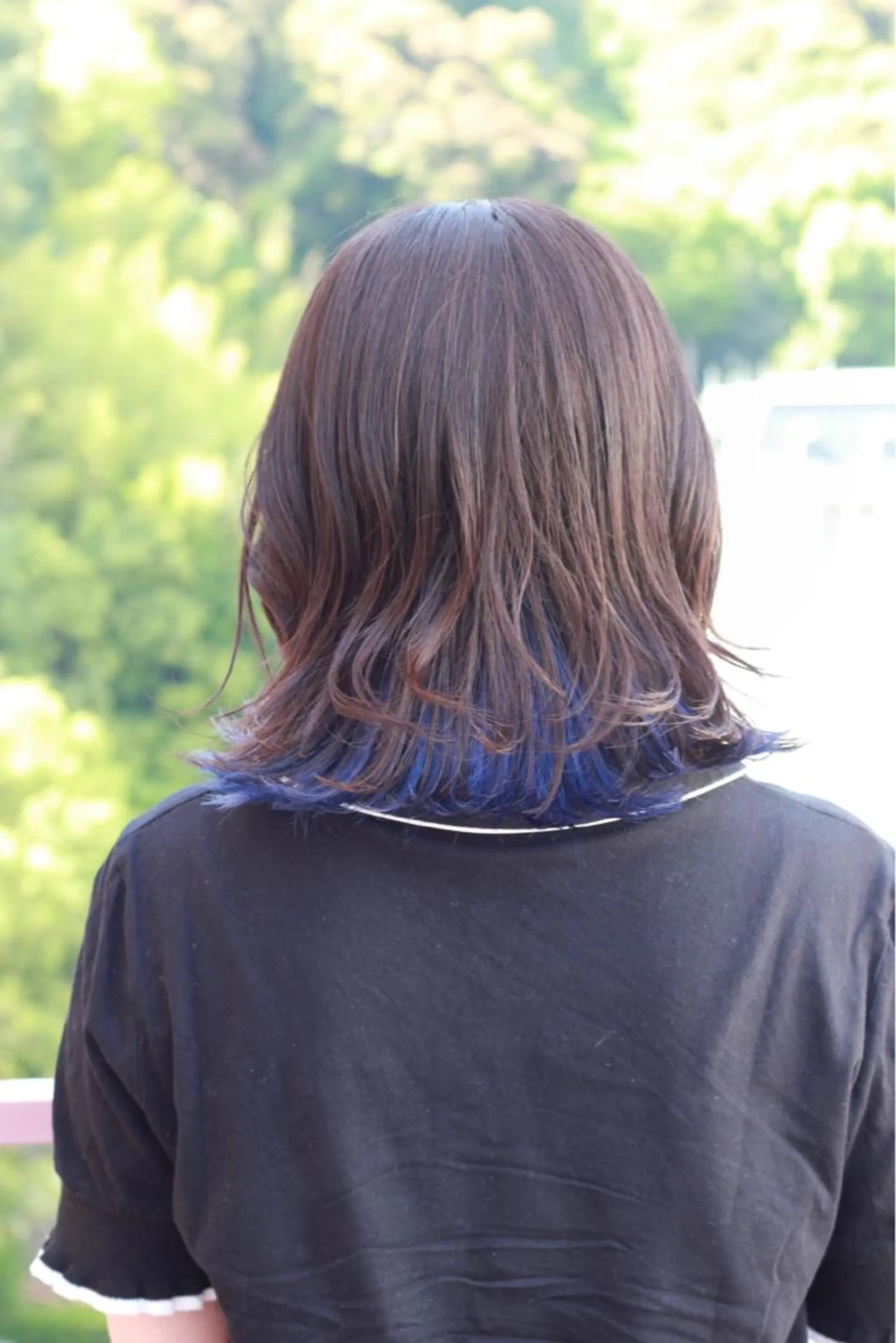 ミディアム カラー ブルーカラー ブルーバイオレット インナーカラー バイオレットカラー ヘアカラー Viage （ビアージュ）のヘアスタイル