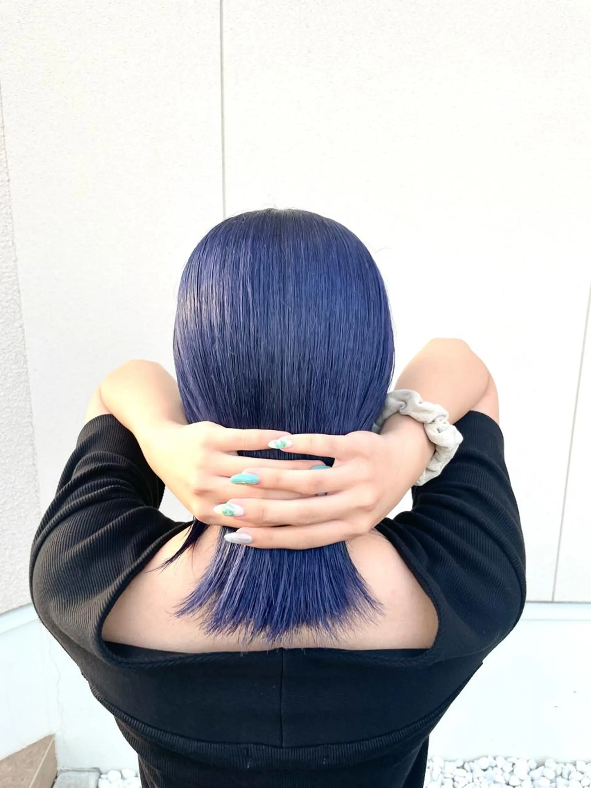 ミディアム カラー ブルーカラー ネイビーカラー カット ヘアカラー トリートメント ダメージレスブリーチ HIROSHIのヘアスタイル