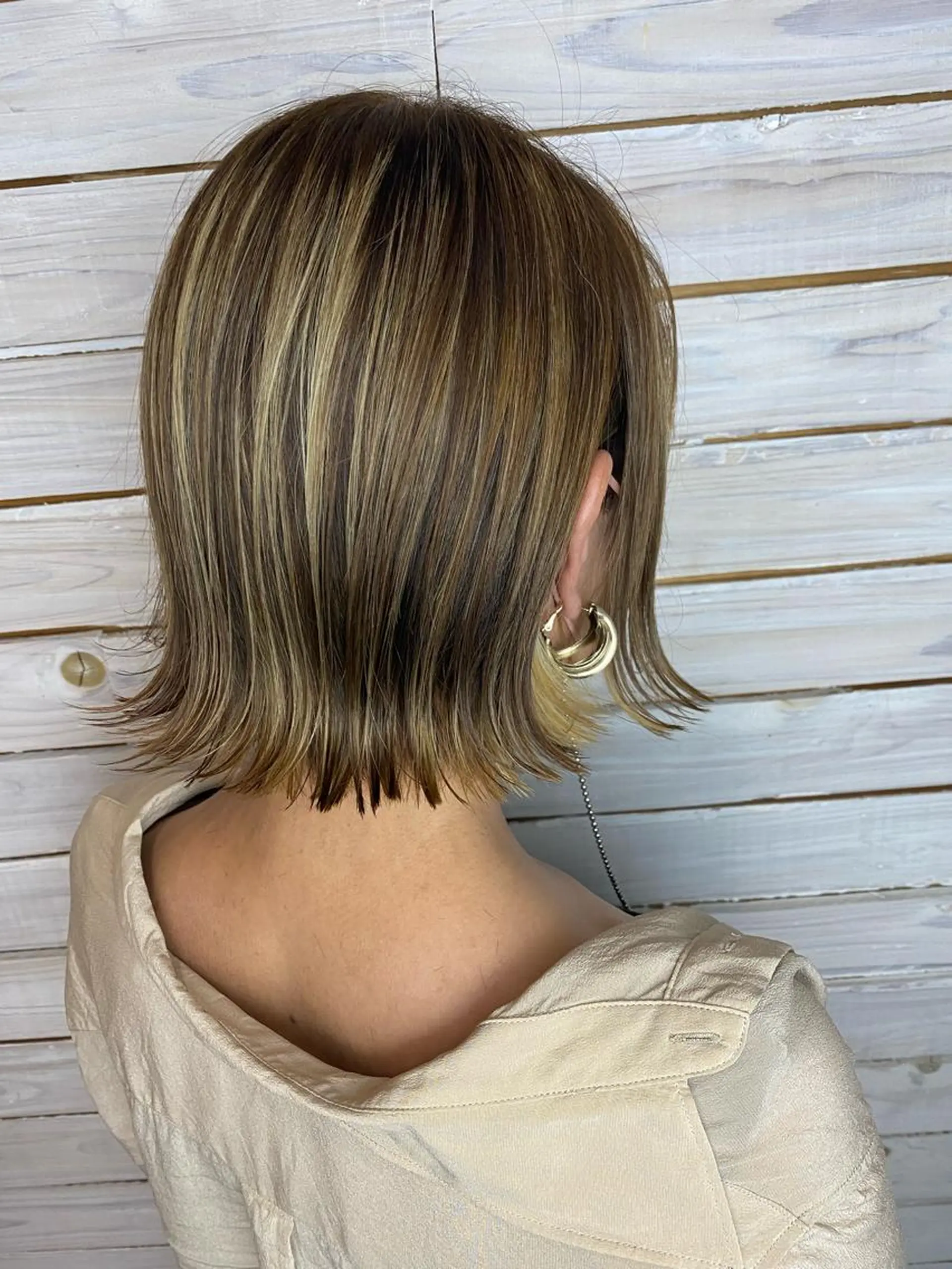 ミディアム ヘアカラー 藤本 彩果のヘアスタイル