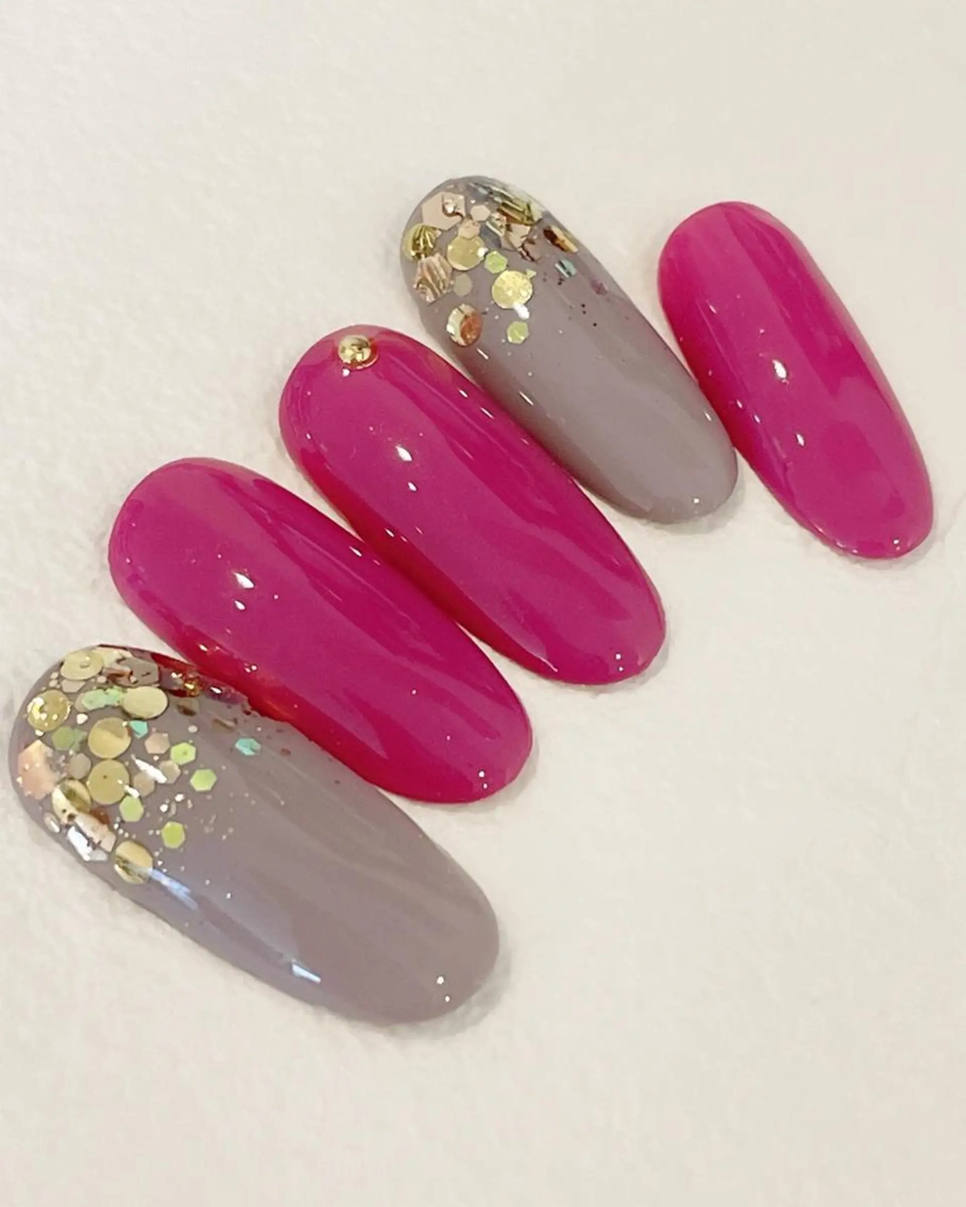 ネイル マツエク・マツパ まつげパーマ ボリュームラッシュ ジェルネイル ニュアンスネイル パラジェル 髙橋 敦子のマツエク・マツパデザイン