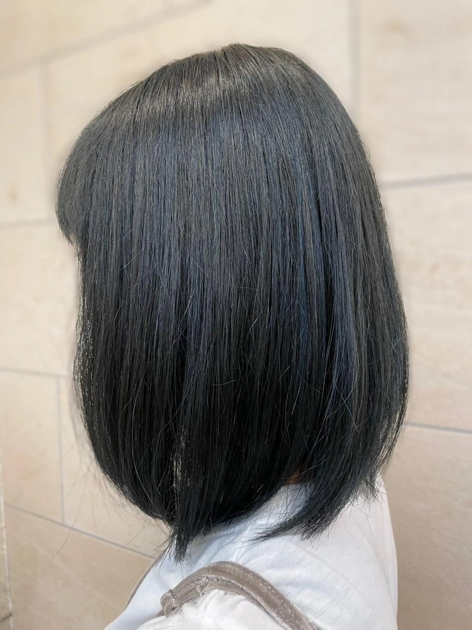 ミディアム カラー 黒髪 ブルーカラー ブルーブラック ボブ/ショート/ パーマ/shinのヘアスタイル