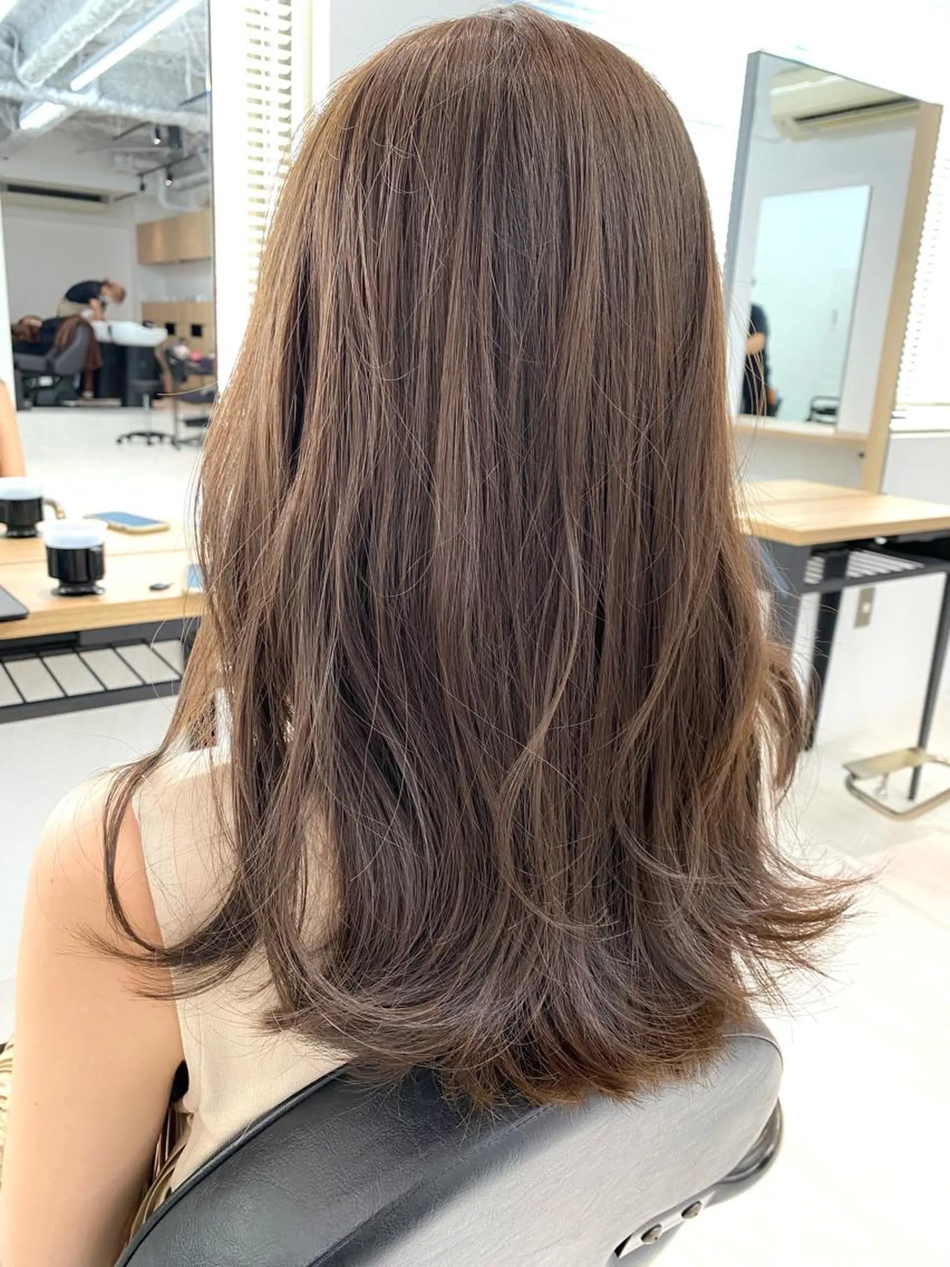 セミロング カラー ベージュカラー ヘアカラー 仲川 和人のヘアスタイル