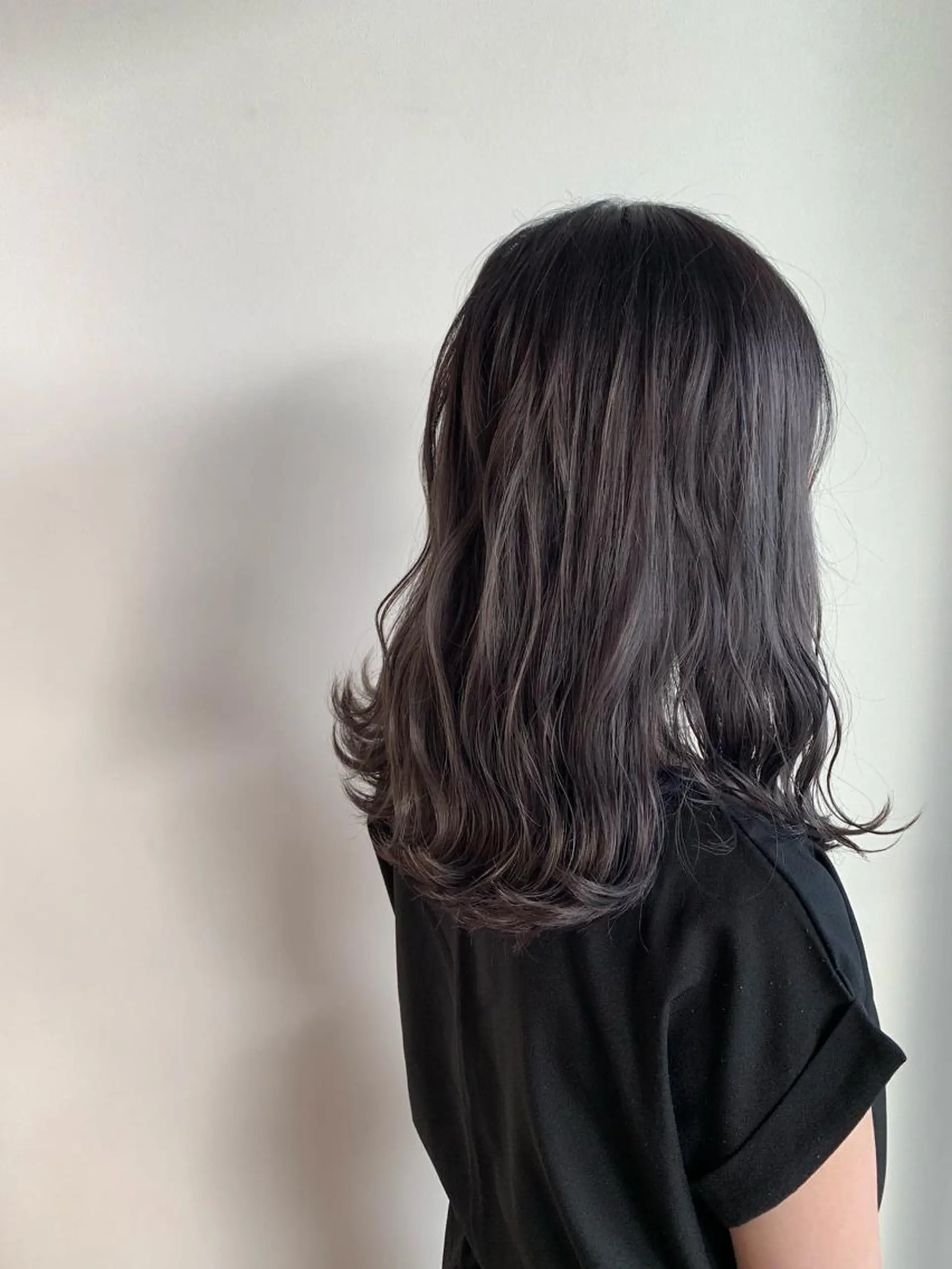 セミロング カラー ブリーチ 中島 直哉のヘアスタイル