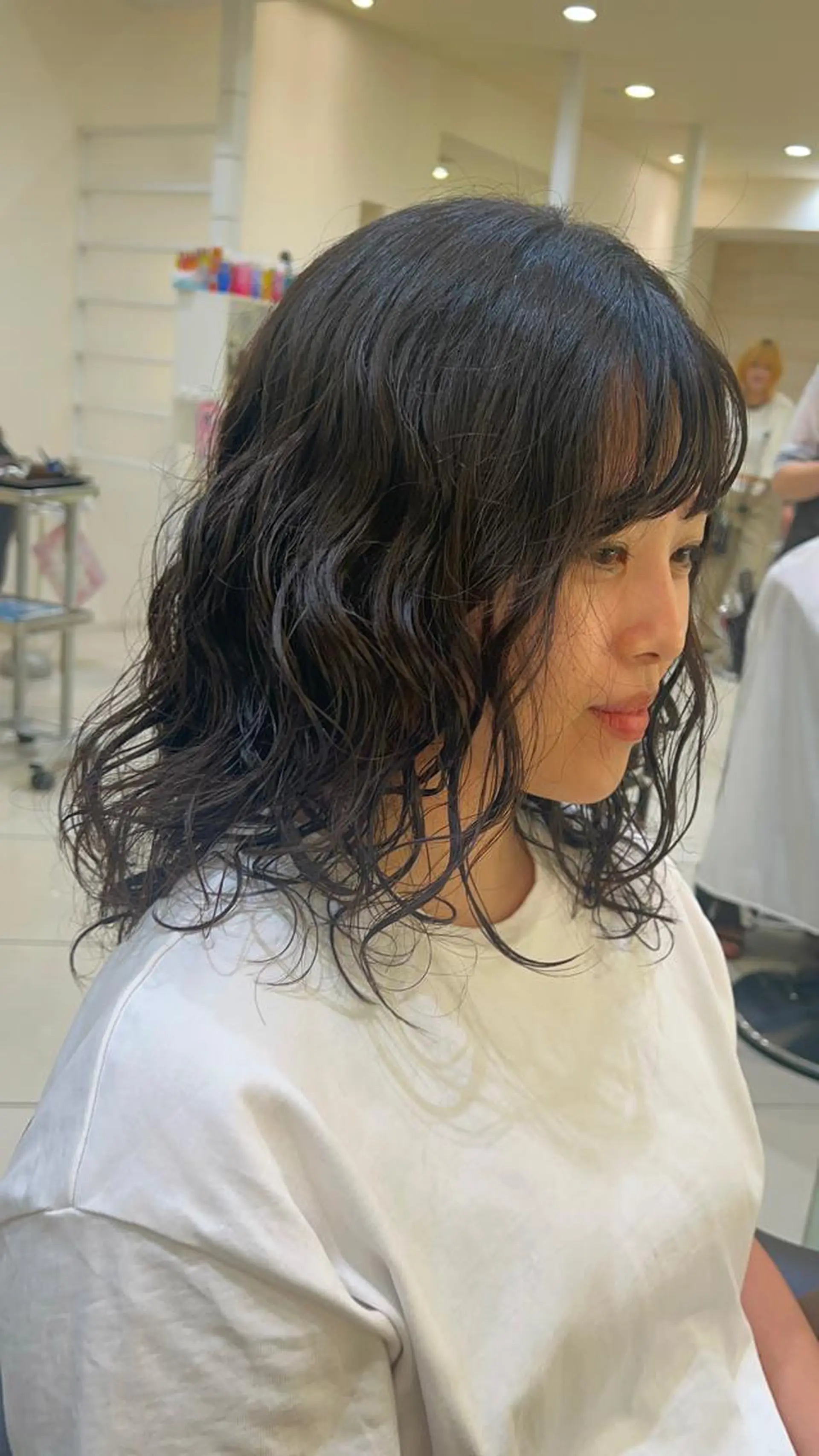 ミディアム パーマ 顔まわりカット🥀 原ちひろのヘアスタイル