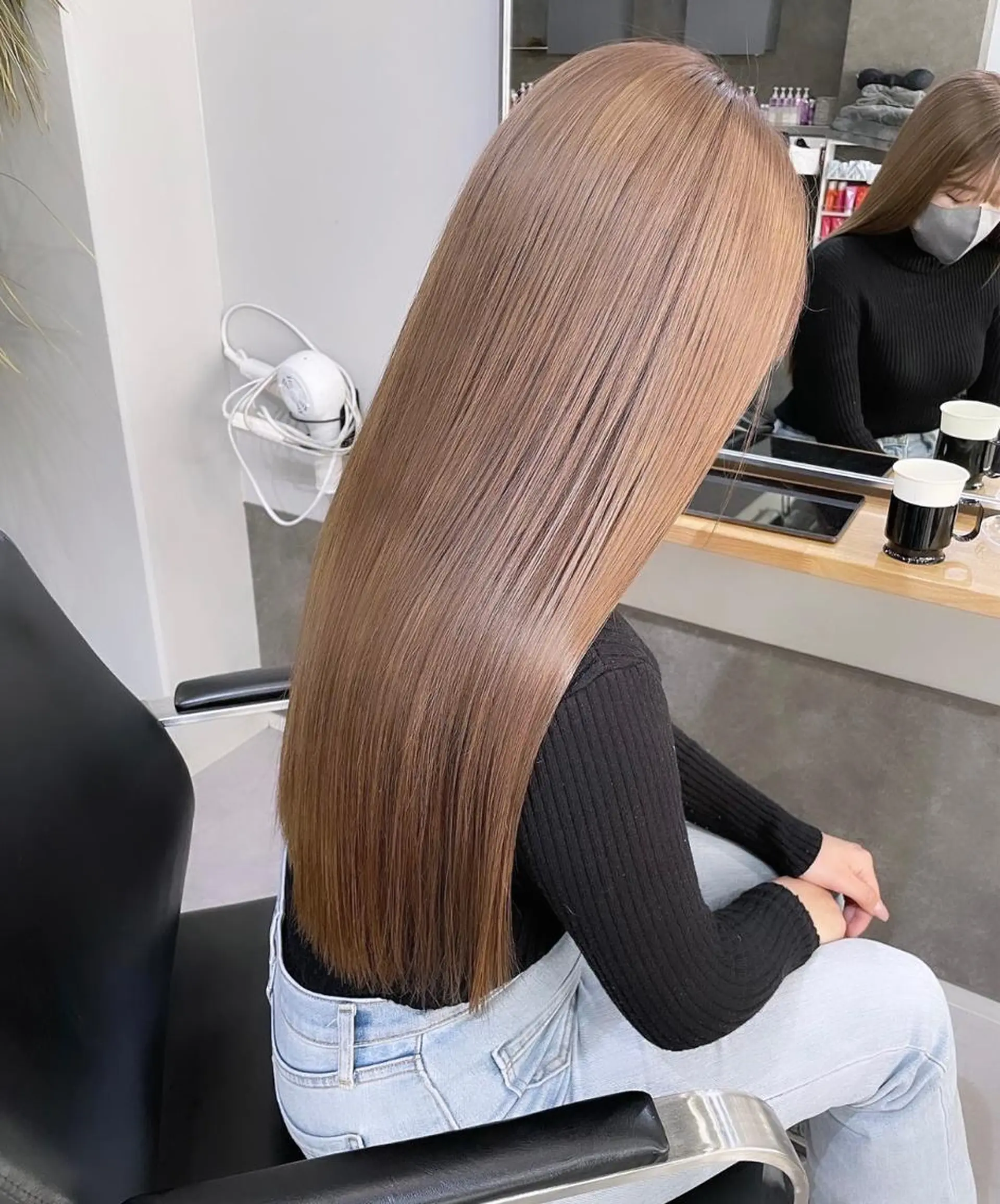 ロング カラー ヘアカラー ミルクティーベージュ ❤︎レイヤー　MIAのヘアスタイル
