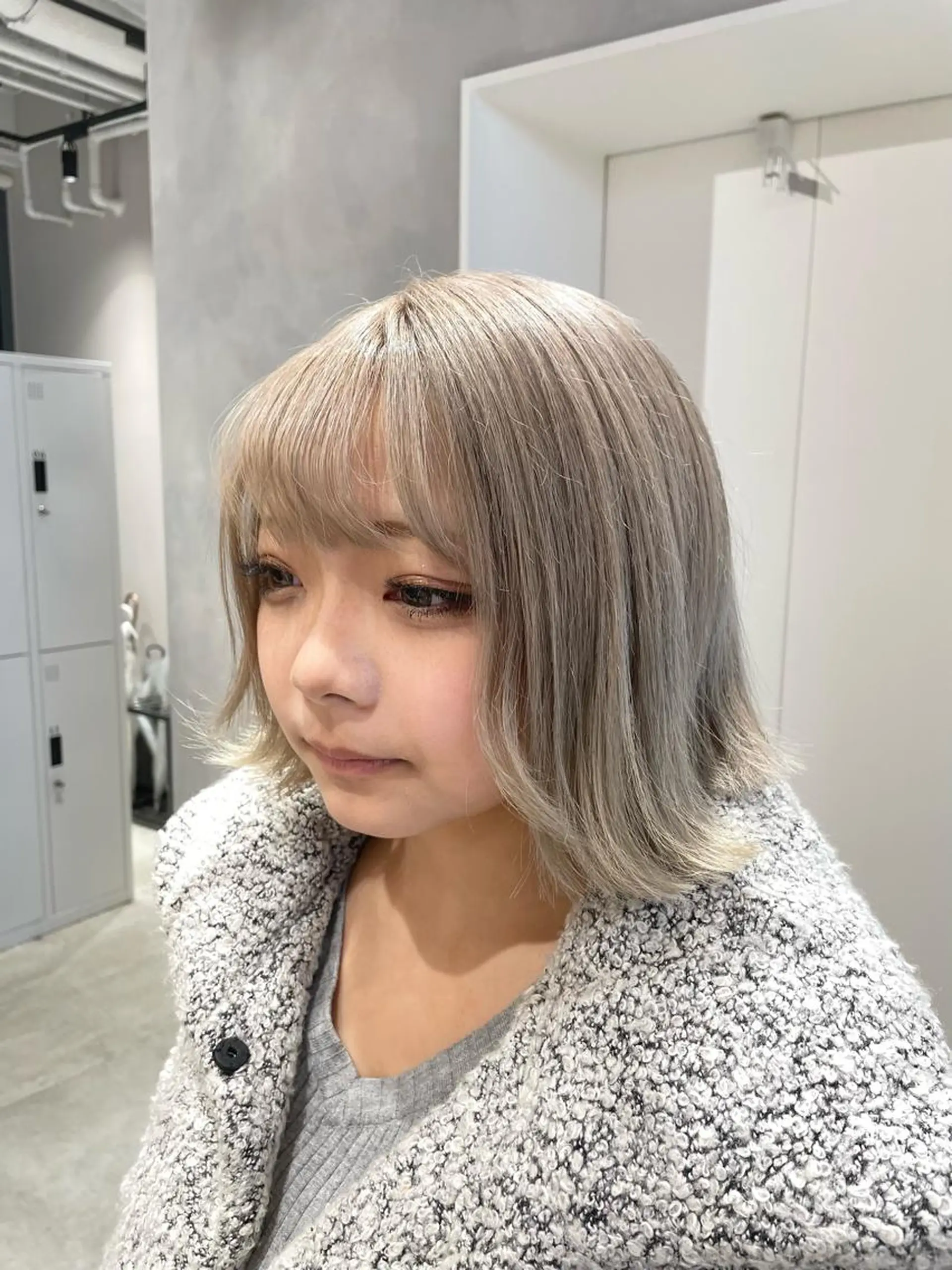 ショート カラー meme原宿所属・ブロンド・ハイトーン ／遠藤将太のヘアスタイル