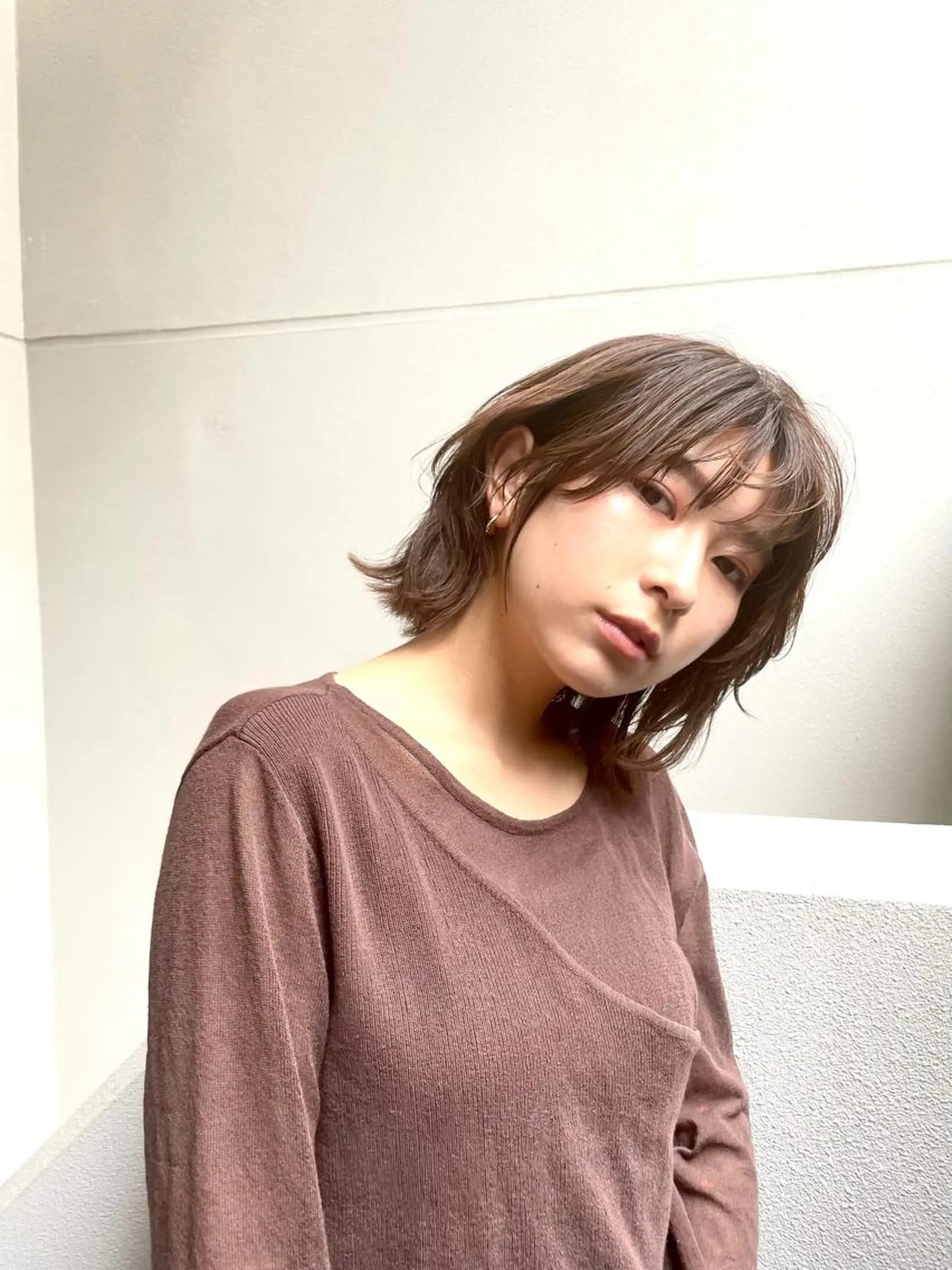 ミディアム カラー ボブレイヤー アッシュ ベージュカラー ボブ レイヤーカット カット ヘアカラー トリートメント 小泉 葵のヘアスタイル