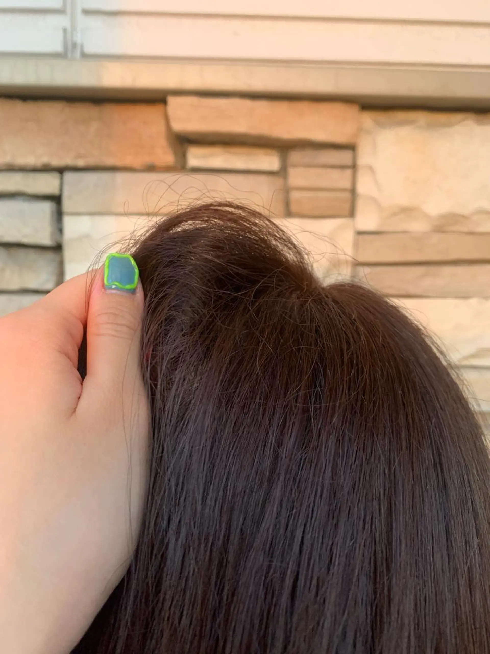 ミディアム ワタナベ アオイのヘアスタイル