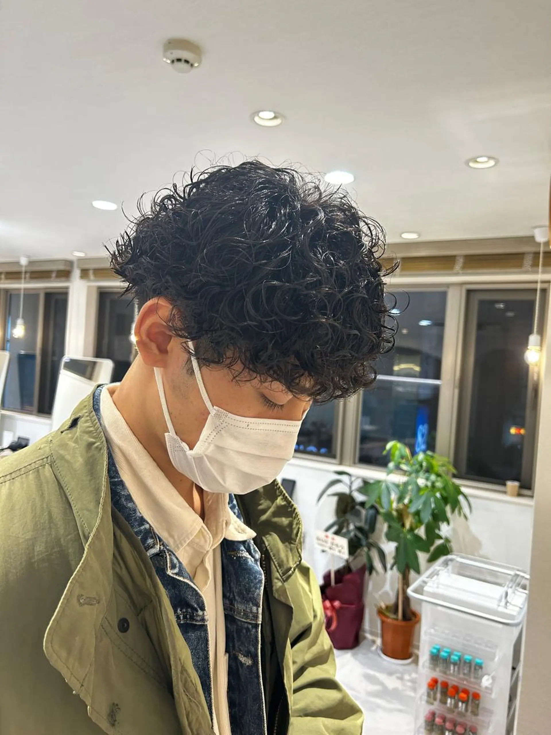 ショート パーマ メンズ メンズパーマ プードルパーマ プードルパーマ AI TOKYO  横浜店所属・メンズ支持数No.1 👑リュウ👑のヘアスタイル