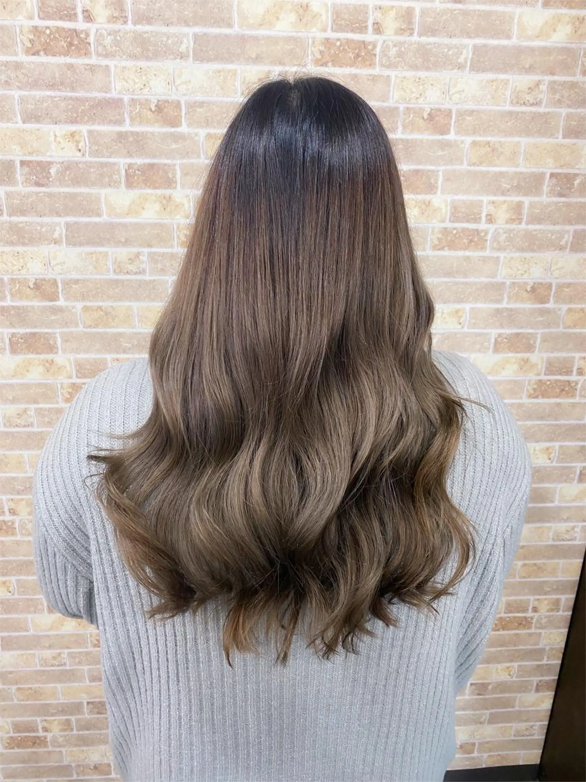 ロング 髪質改善 🤍erikaのヘアスタイル