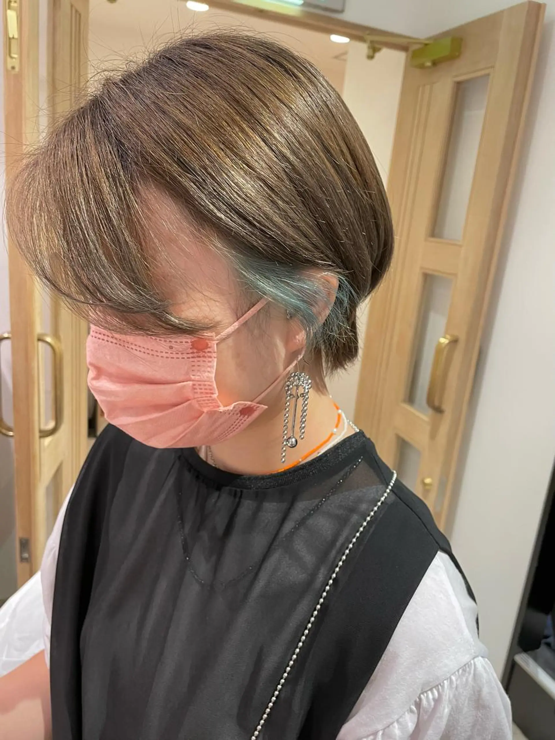 ショート カラー newi梅田🫧韓国 ヘア🫧sakiのヘアスタイル