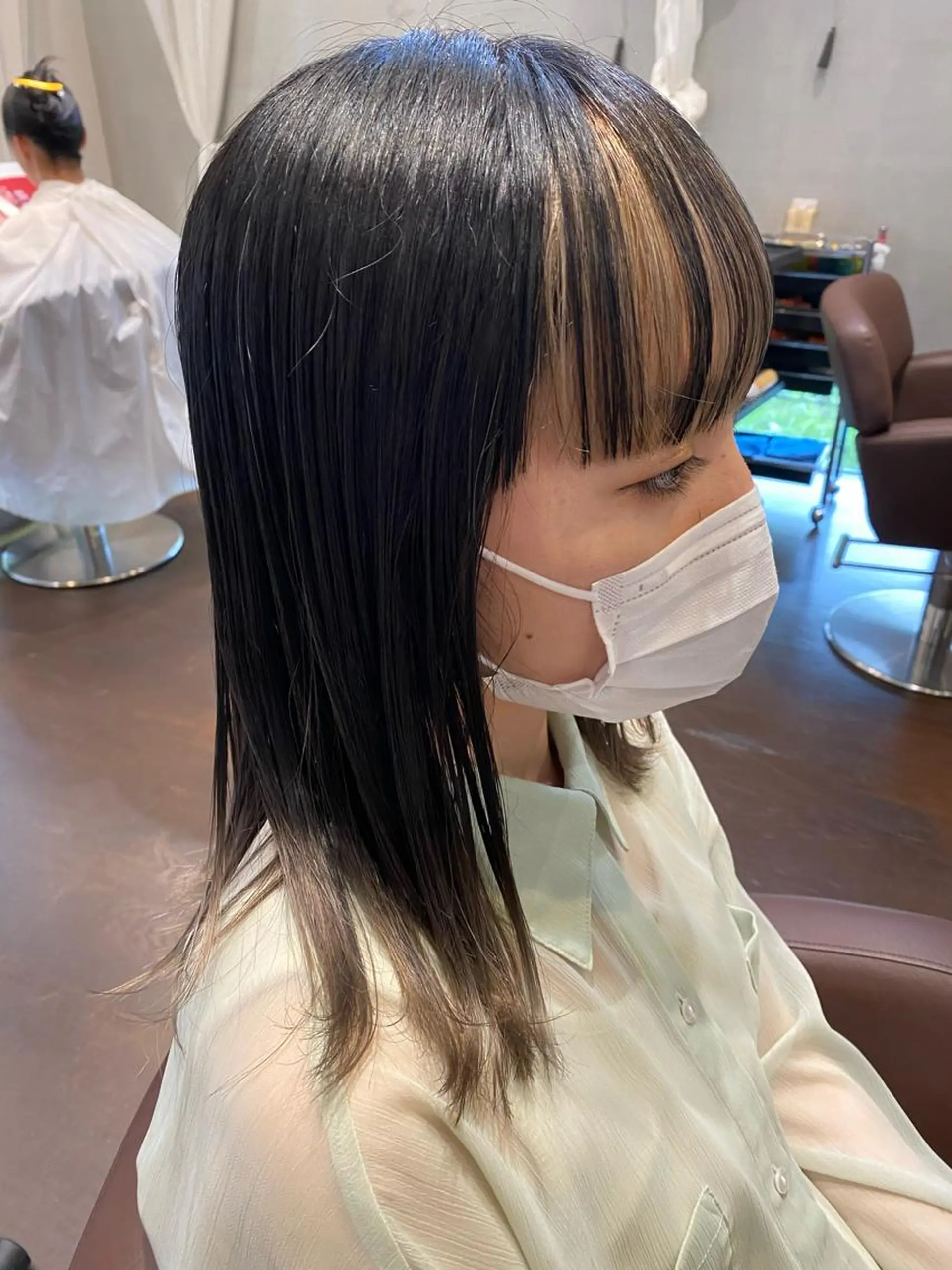 ミディアム カラー インナーカラー DEEokazaki kobayashiのヘアスタイル