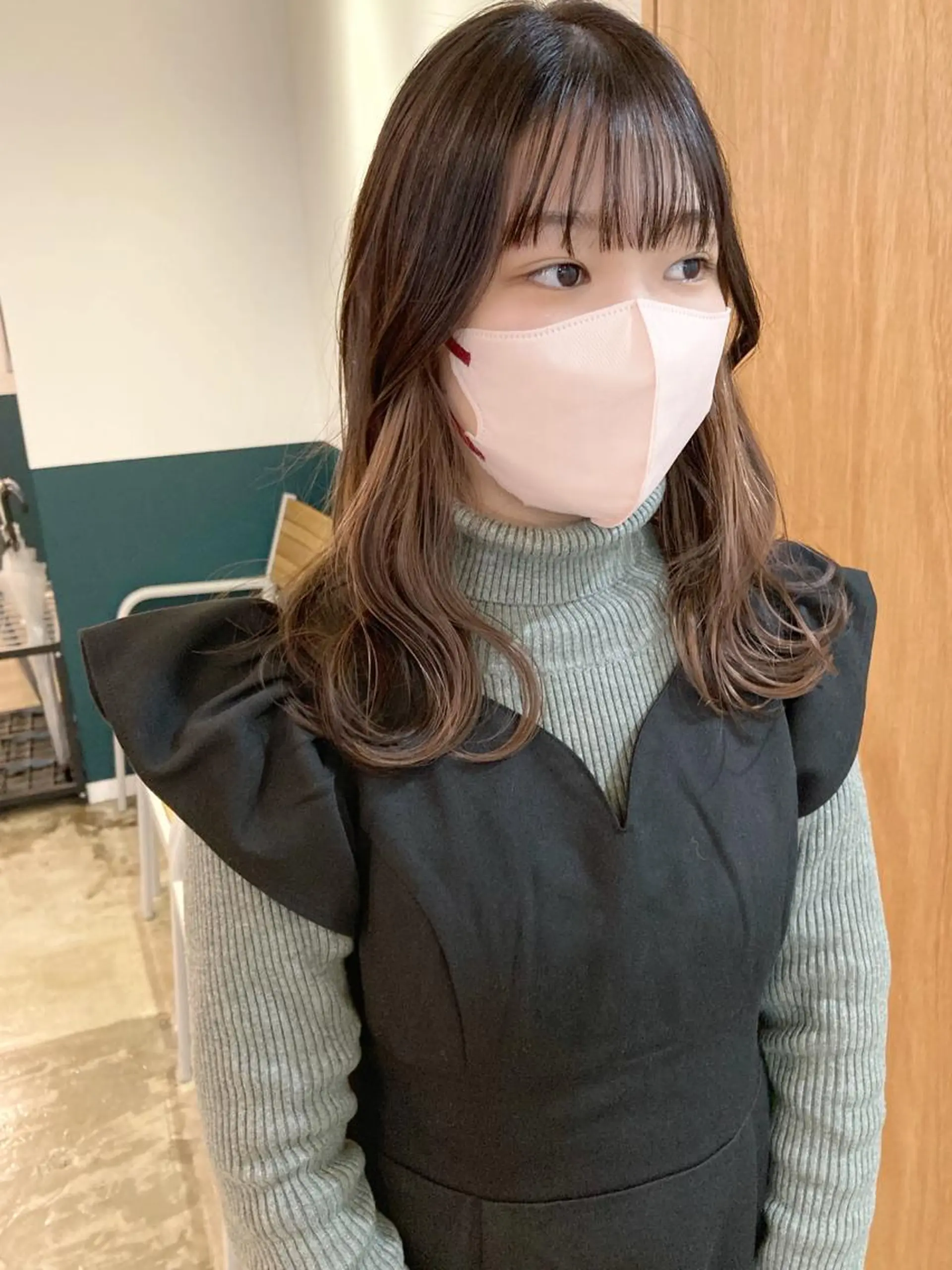 セミロング ヘアカラー カラーリスト菅野 竜矢🌈のヘアスタイル