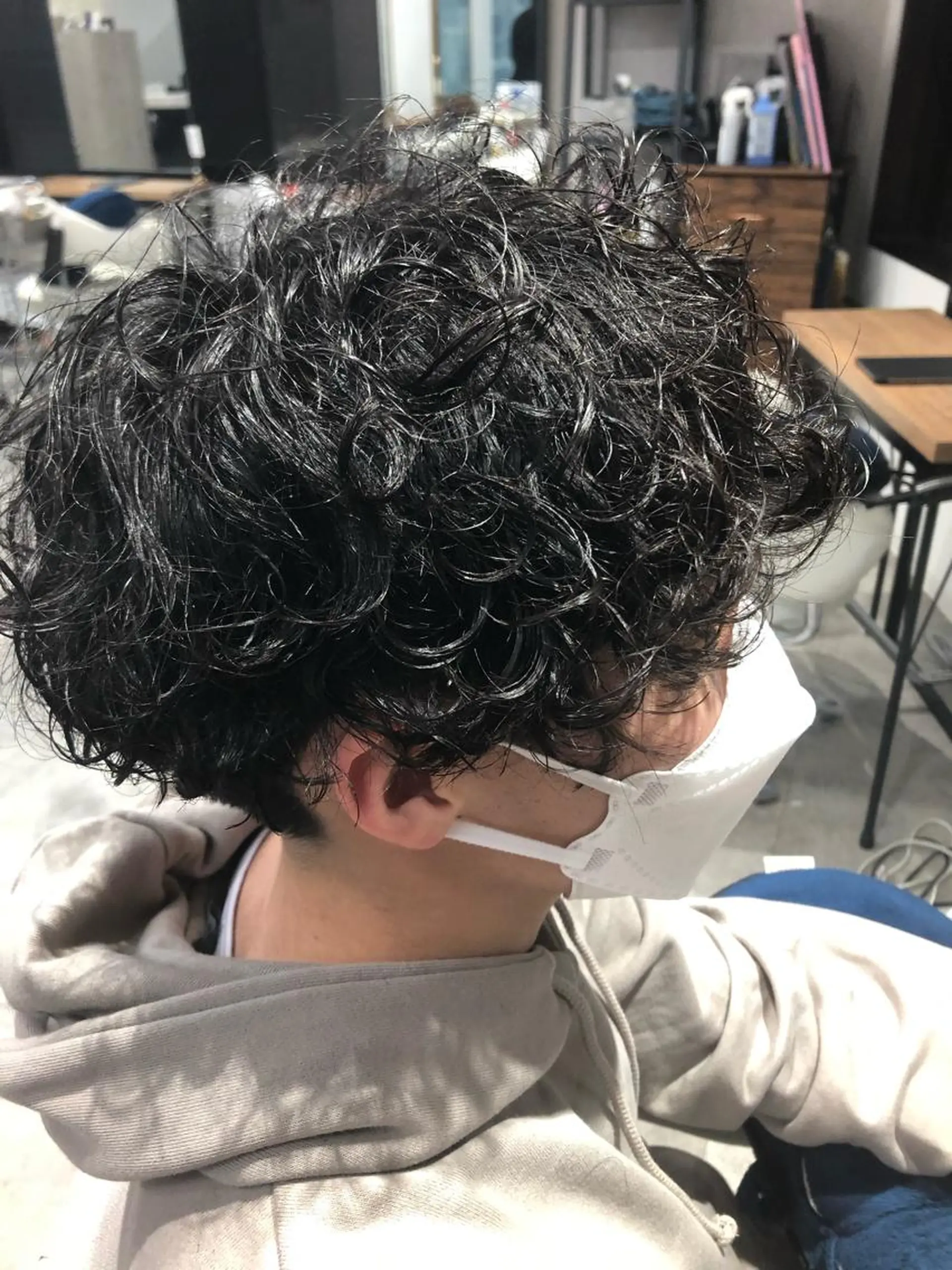 パーマ メンズ メンズパーマ 波巻きパーマ カット パーマ トリートメント Noy所属・Noyヨシモト ヒロトのヘアスタイル