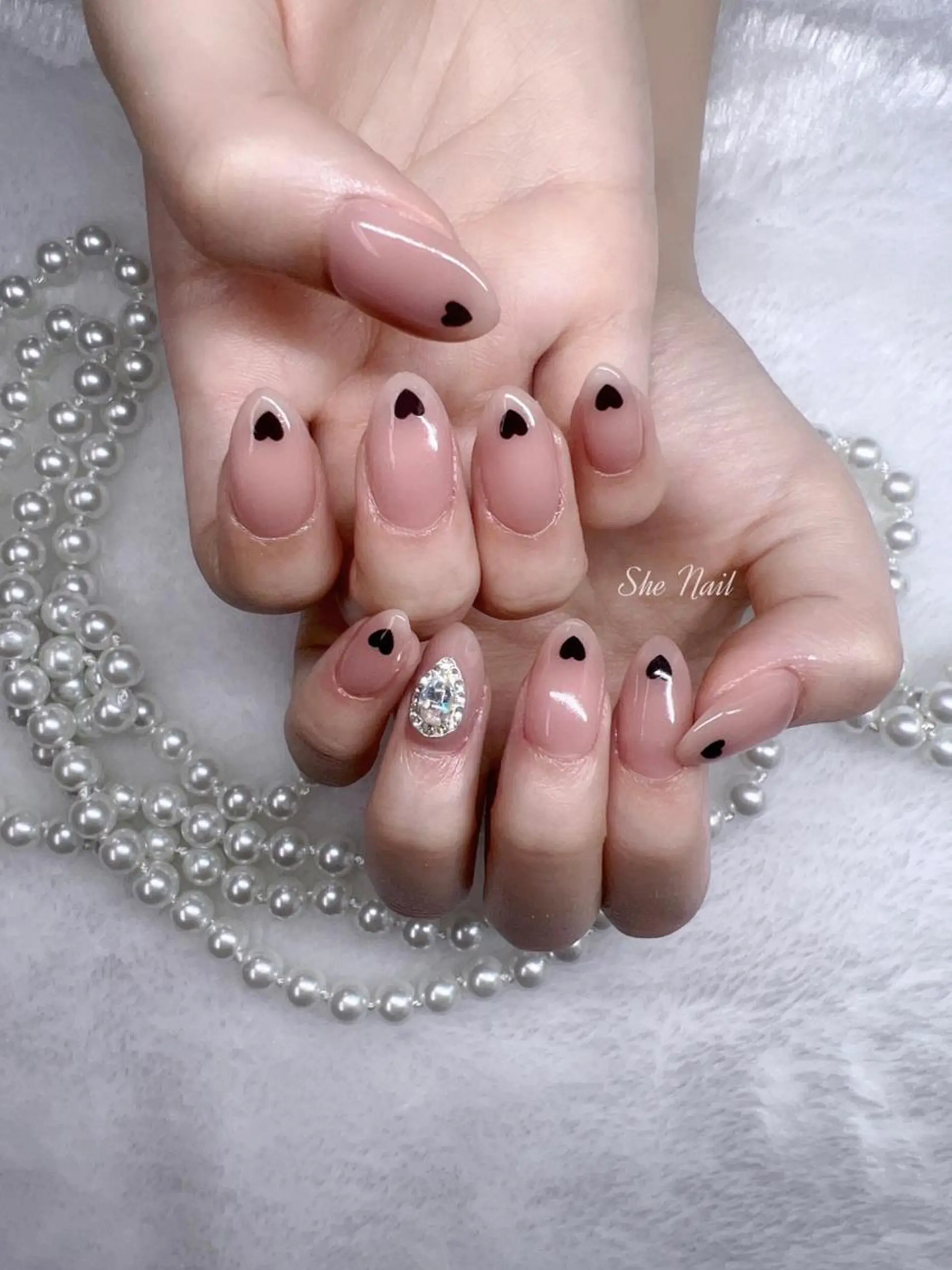 ネイル チークネイル 長さ出し フレンチネイル マグネットネイル 持ち込み ハンドネイル She   Nail所属・ISA_ BELLAのネイルデザイン