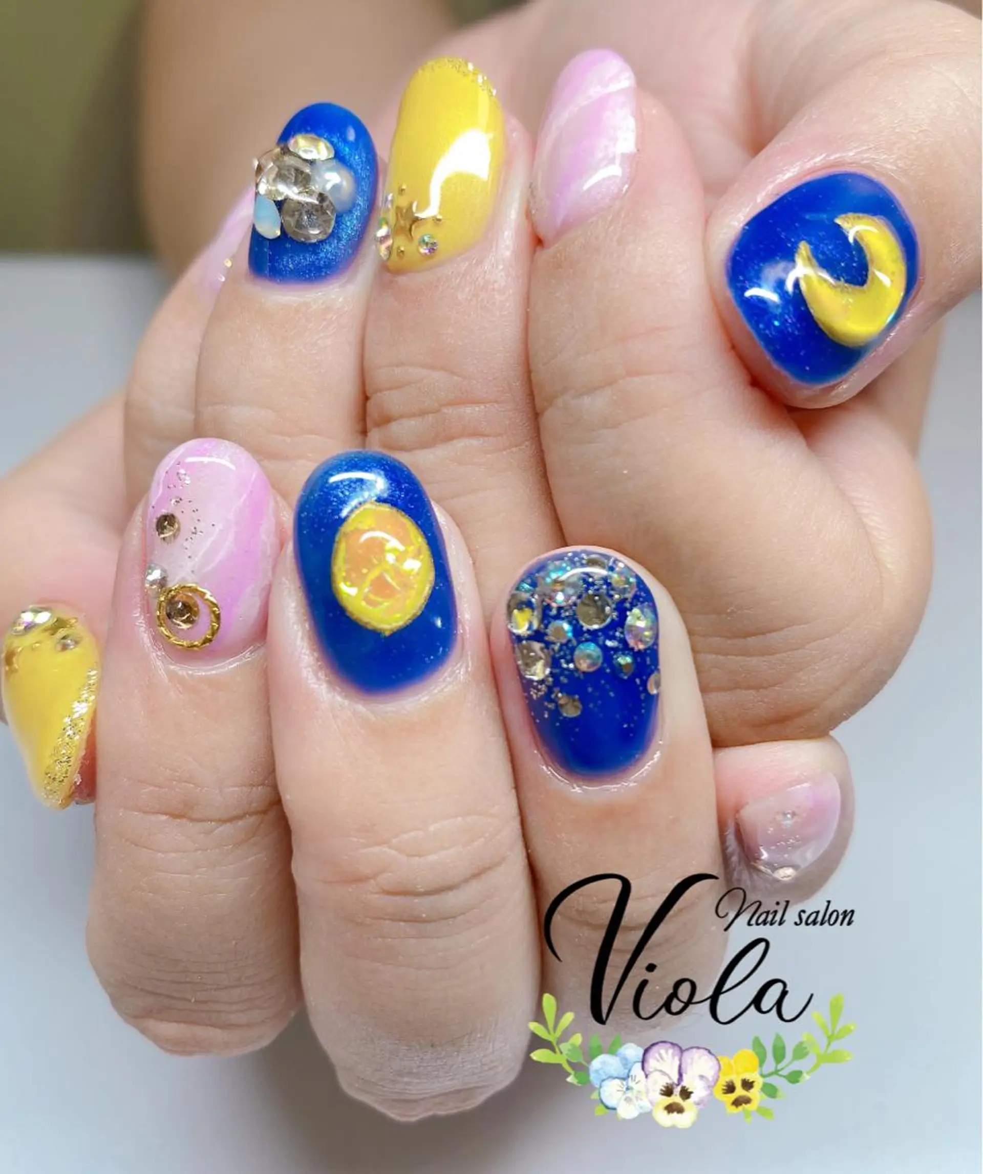 ネイル キラキラネイル 大理石ネイル(マーブル) ピンク パープル ハンドネイル Nailsalon Viola所属・ネイルサロン Violaのネイルデザイン