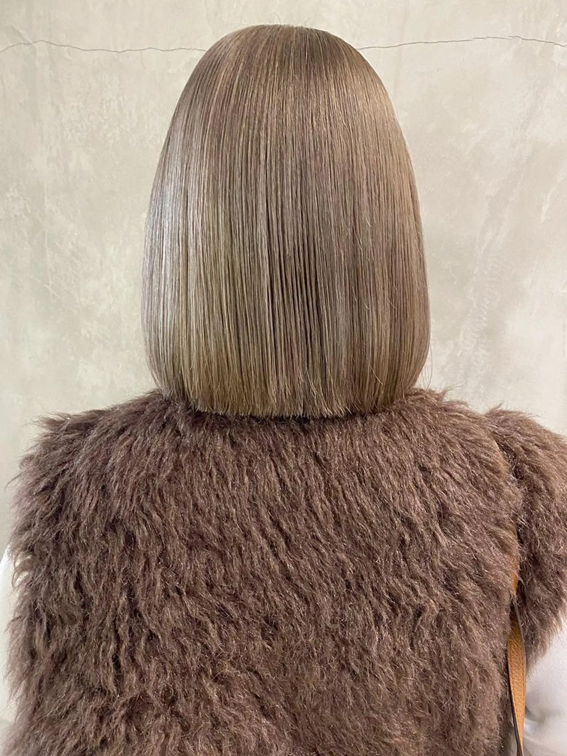 ミディアム カラー パーマ ヘアアレンジ グレージュ ボブ カット ヘアカラー トリートメント ITbyALBUM 中野店のヘアスタイル