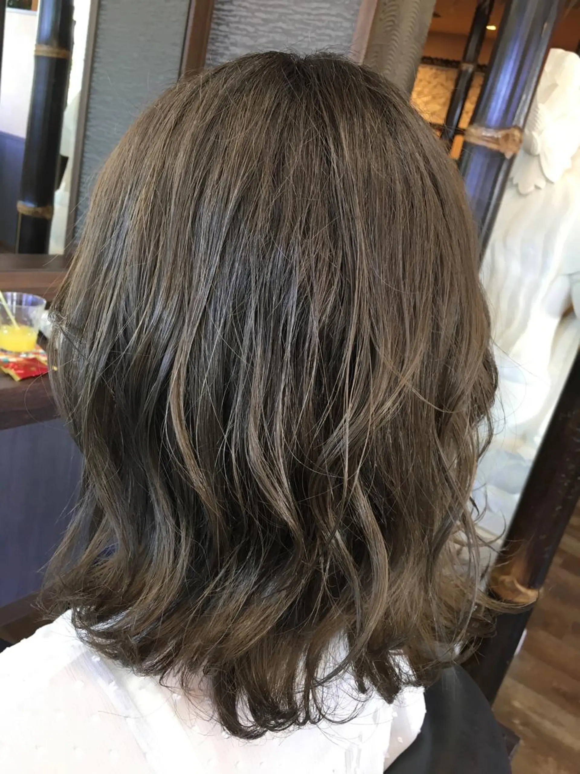 ミディアム カラー ベージュカラー グレージュ 4-rest garden （フォーレストガーデン）所属・金井 直樹のヘアスタイル