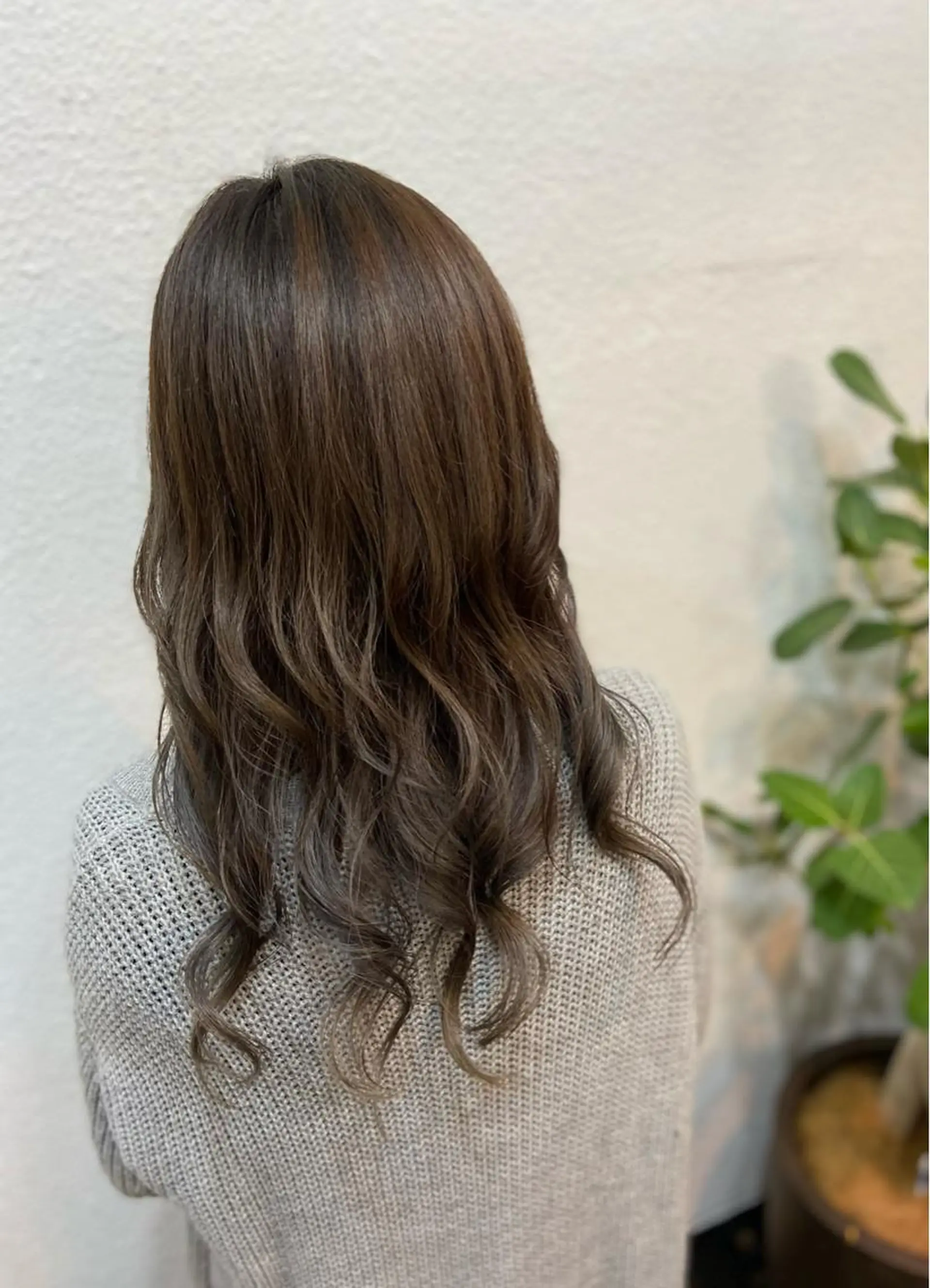 ロング カラー グラデーションカラー グレージュ ATOLL所属・ATOLL 武藤のヘアスタイル