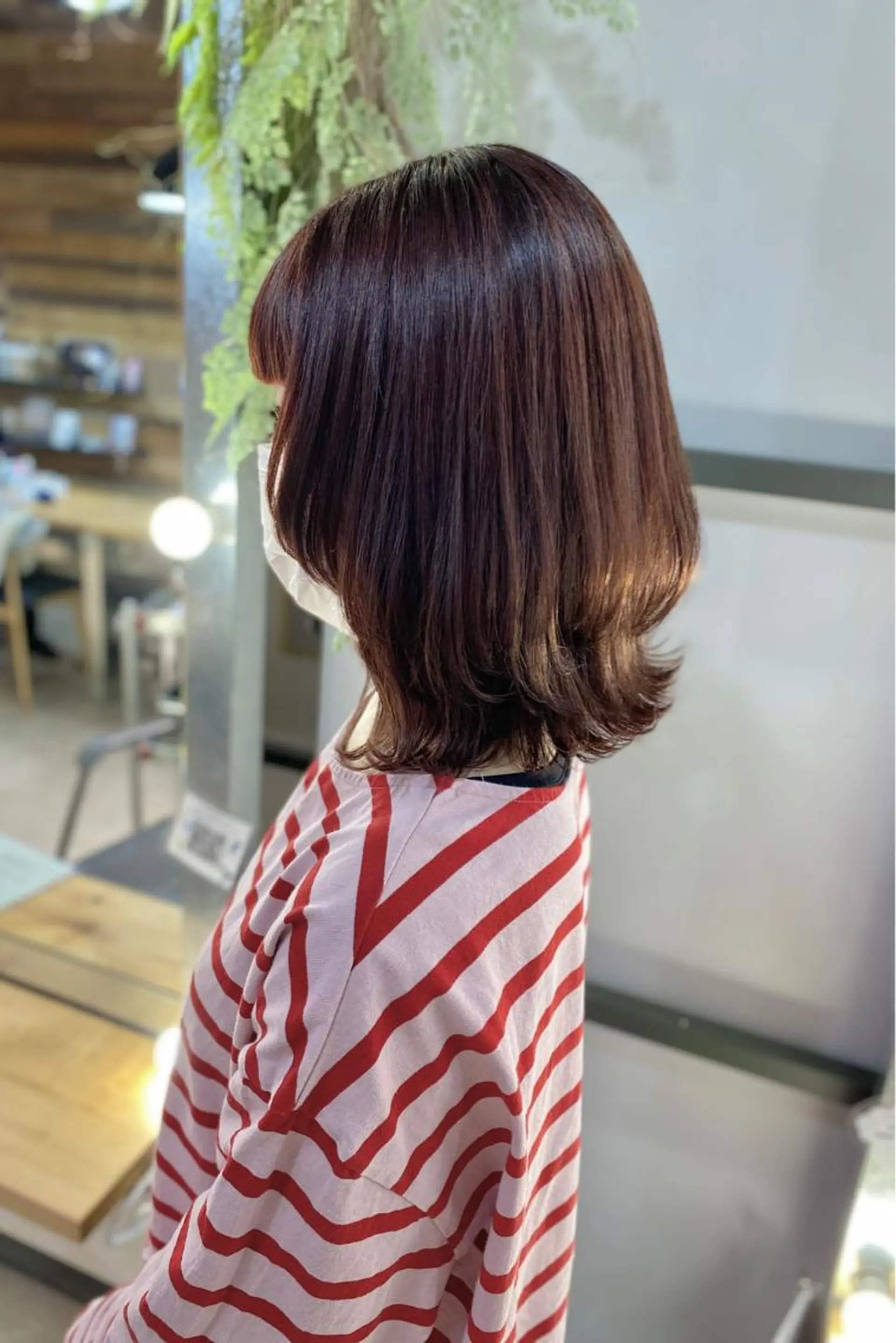 セミロング カラー 菊地 紗矢のヘアスタイル