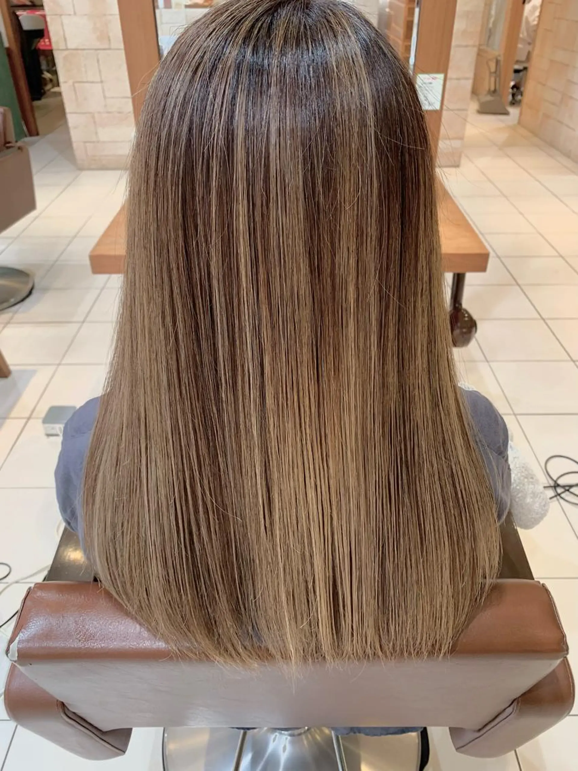 セミロング ハイトーンカラー/ 🌞セキヤアイ🌈のその他イメージ