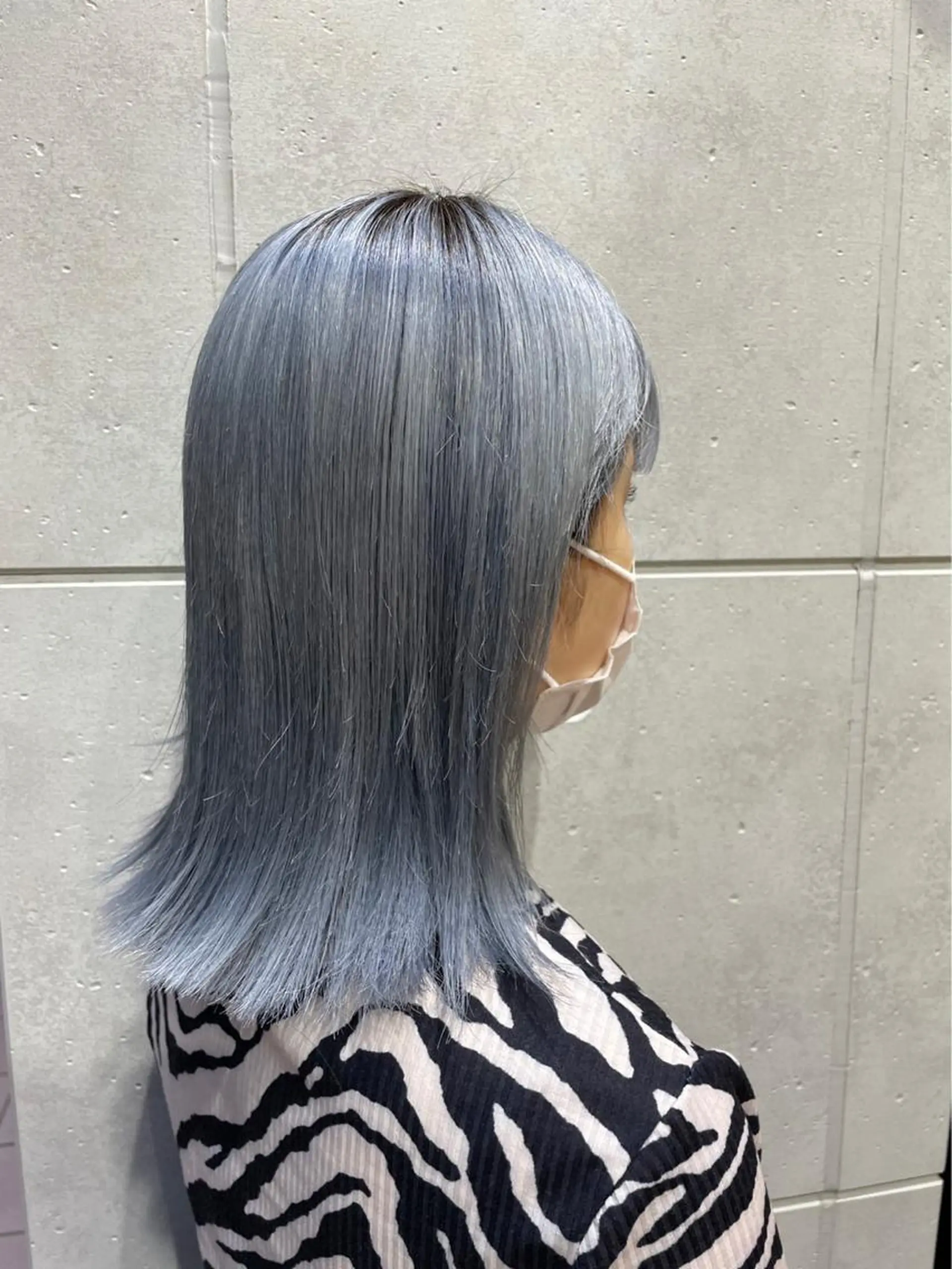 ミディアム カラー ブルーカラー ヘアカラー 山田 悠朱里のヘアスタイル