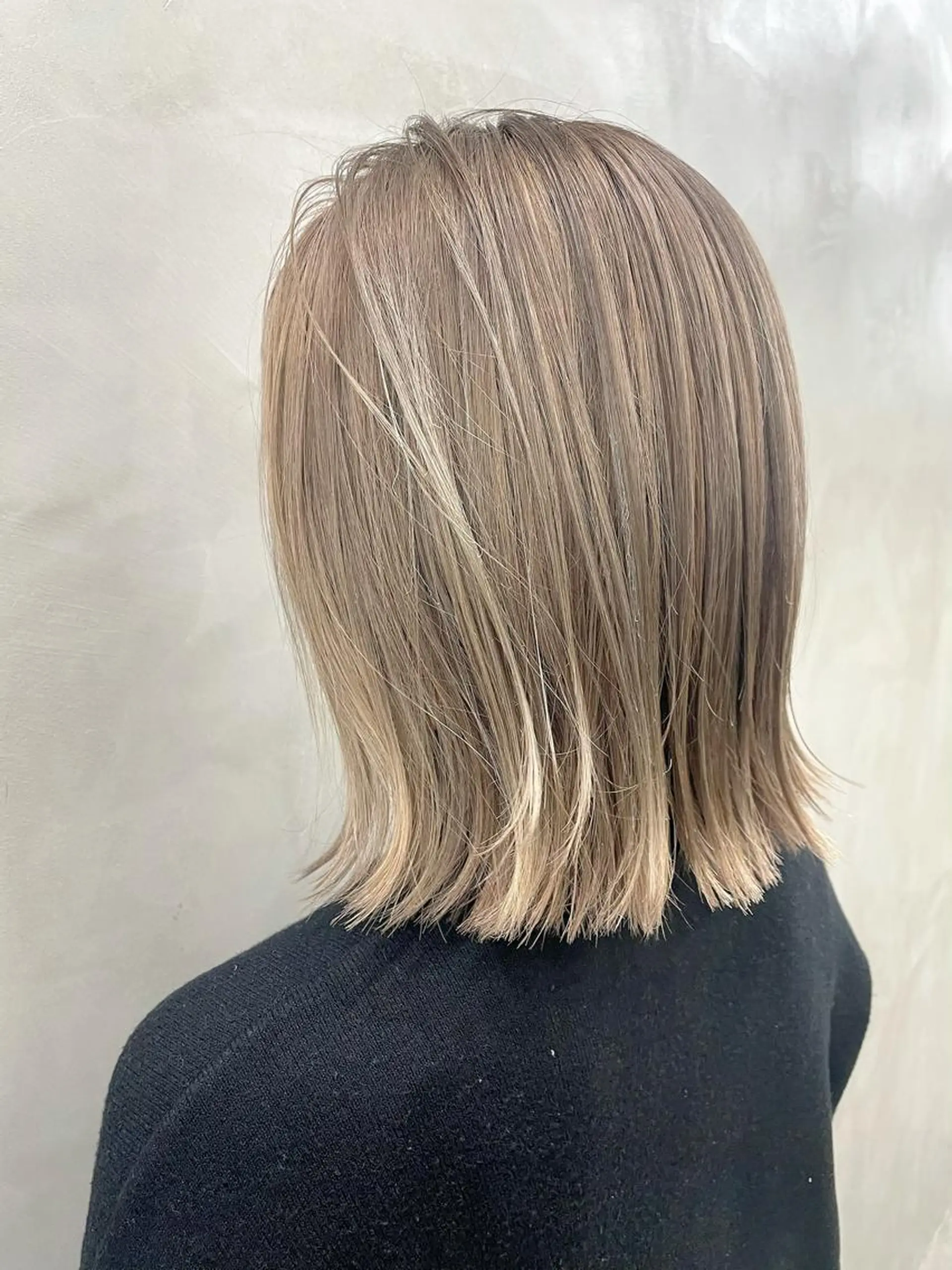 ミディアム カラー yurika☁️ 似合わせ｜レイヤーのヘアスタイル