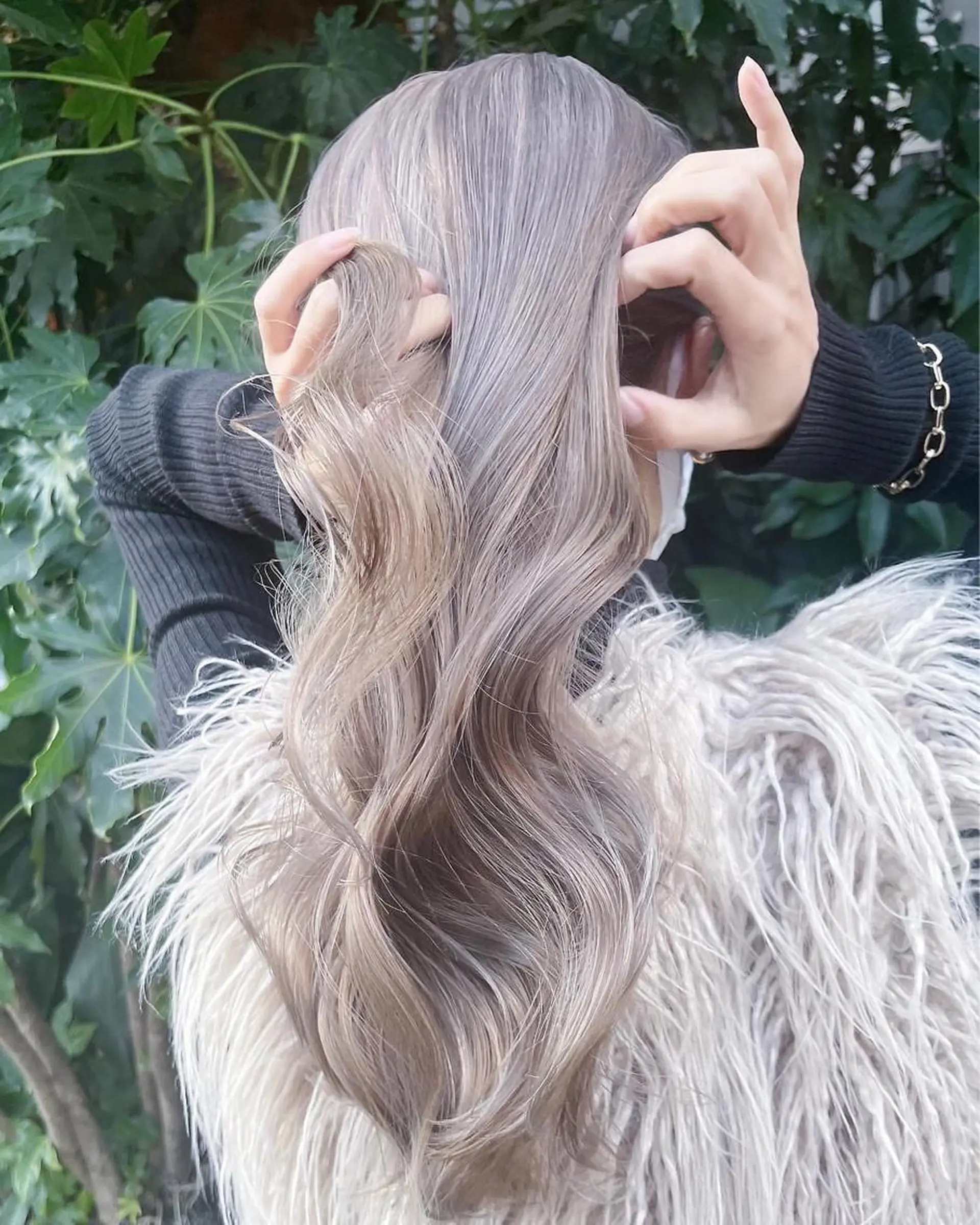 ロング カラー ヘアアレンジ AiM エイム　韓国レイヤーのヘアスタイル